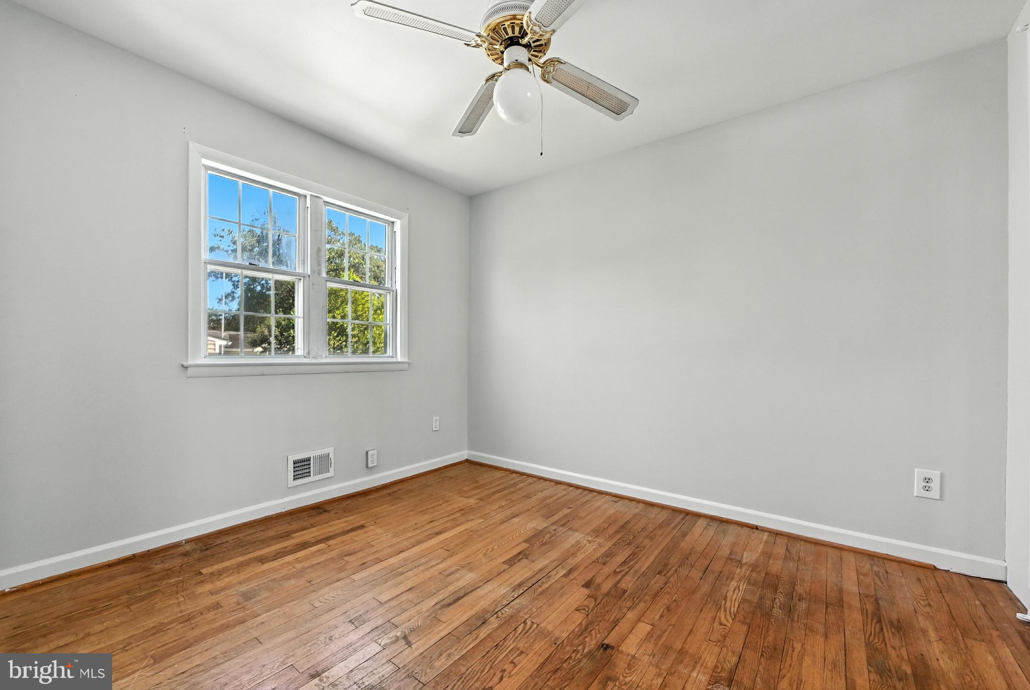 PINE GROVE HOMES - Residential