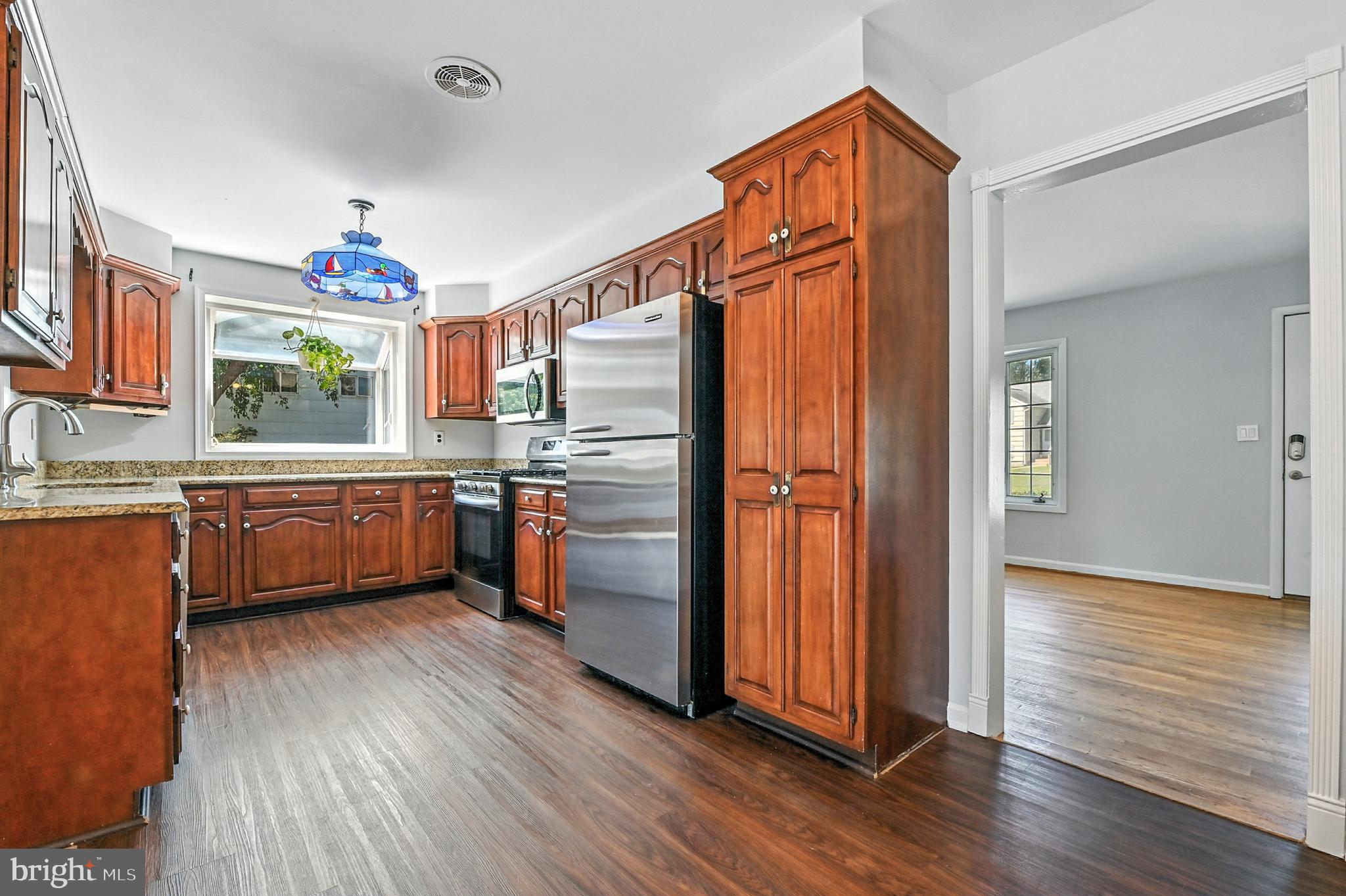 PINE GROVE HOMES - Residential