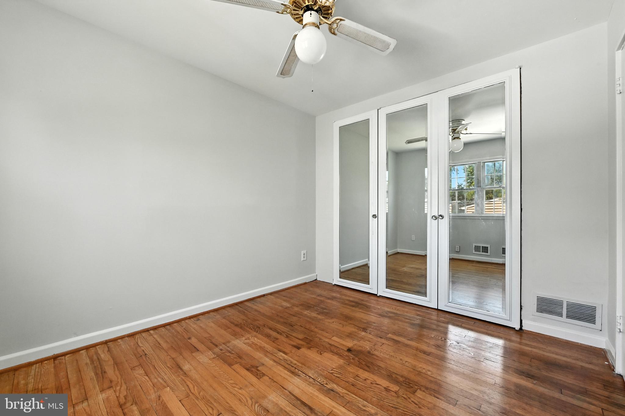 PINE GROVE HOMES - Residential