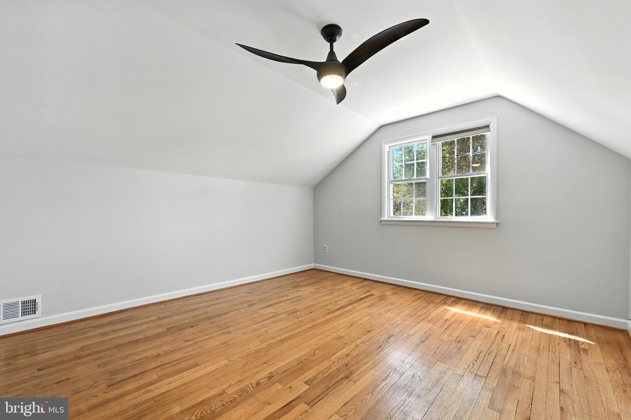 PINE GROVE HOMES - Residential