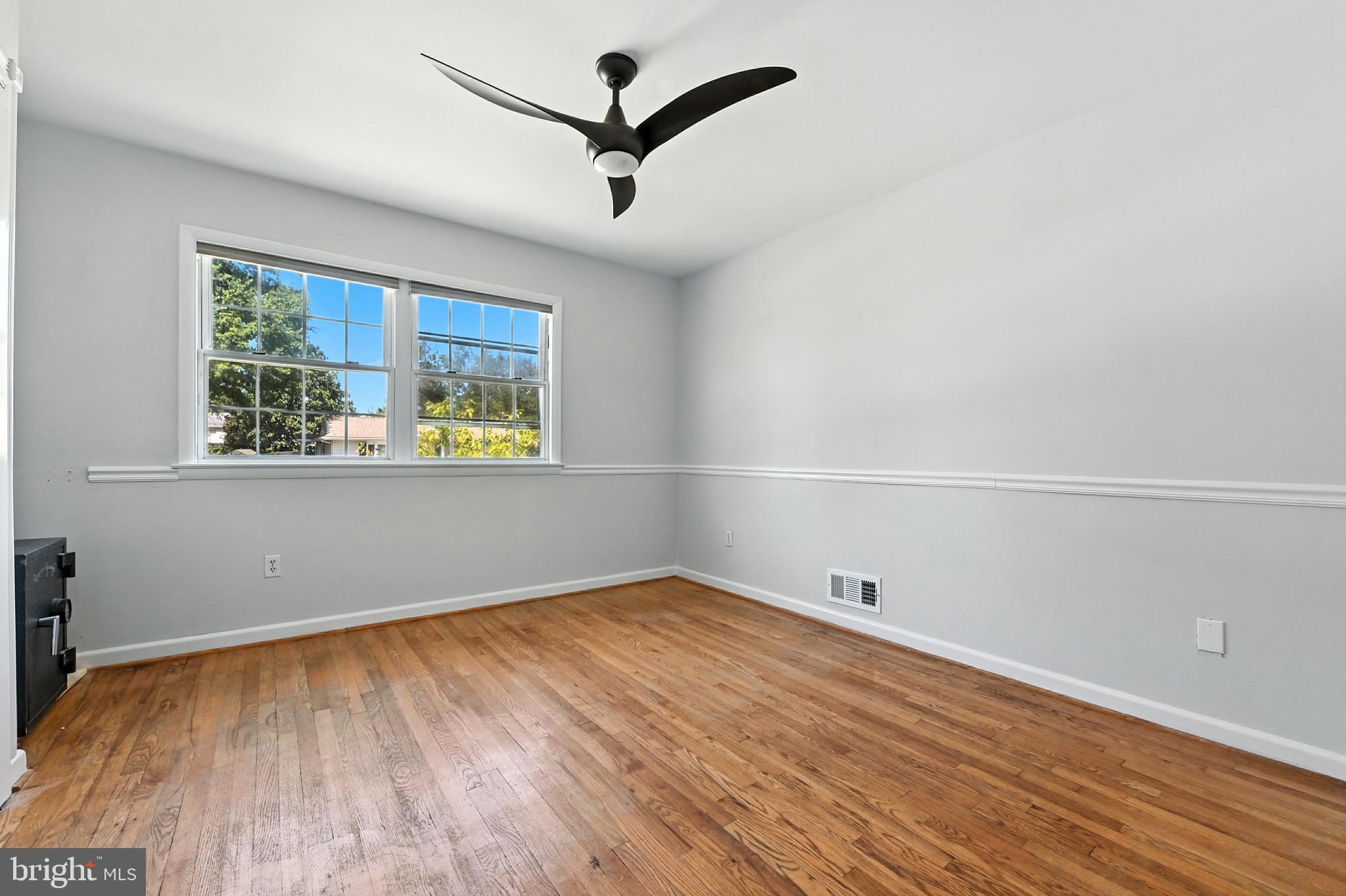 PINE GROVE HOMES - Residential