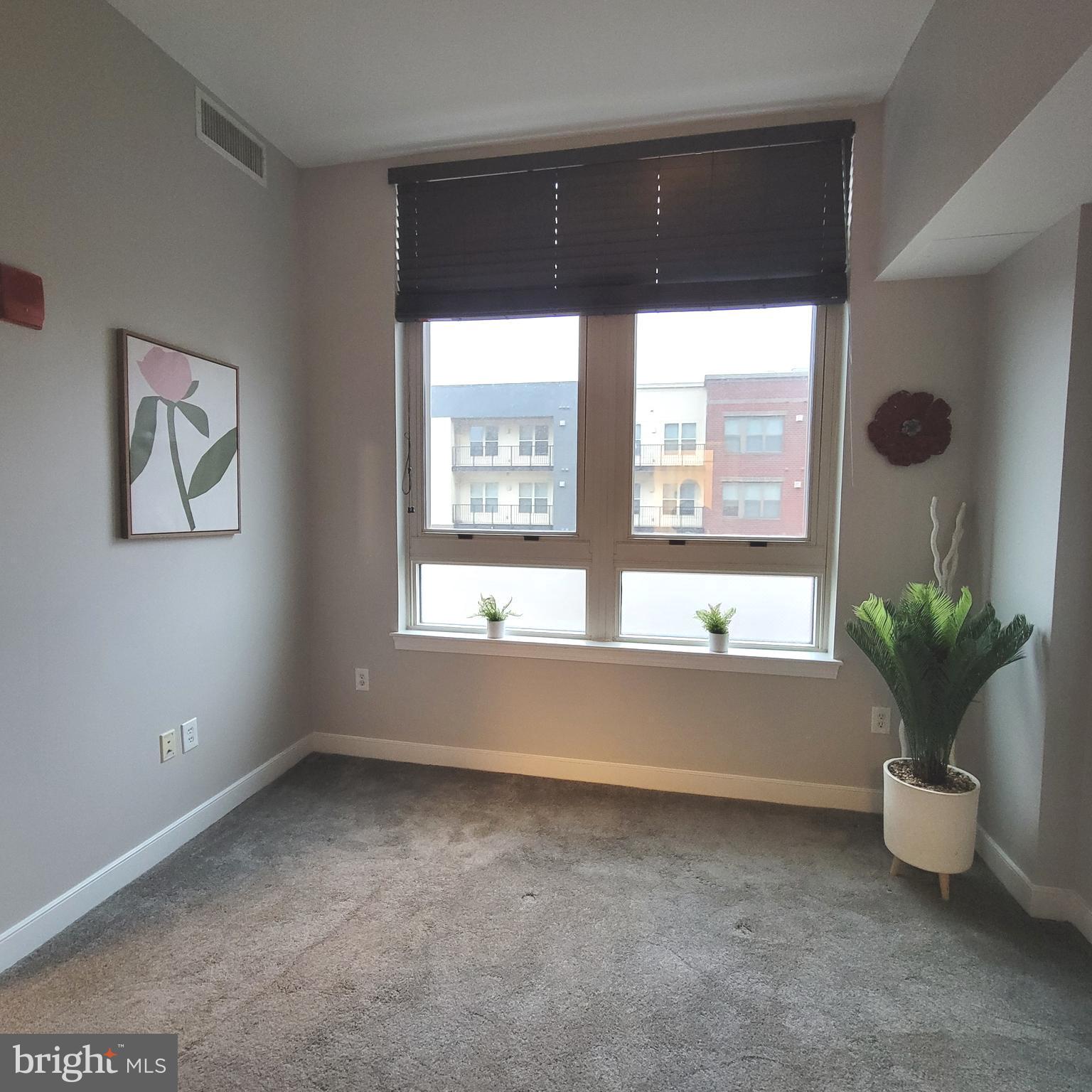 NATIONAL HARBOR - Residential