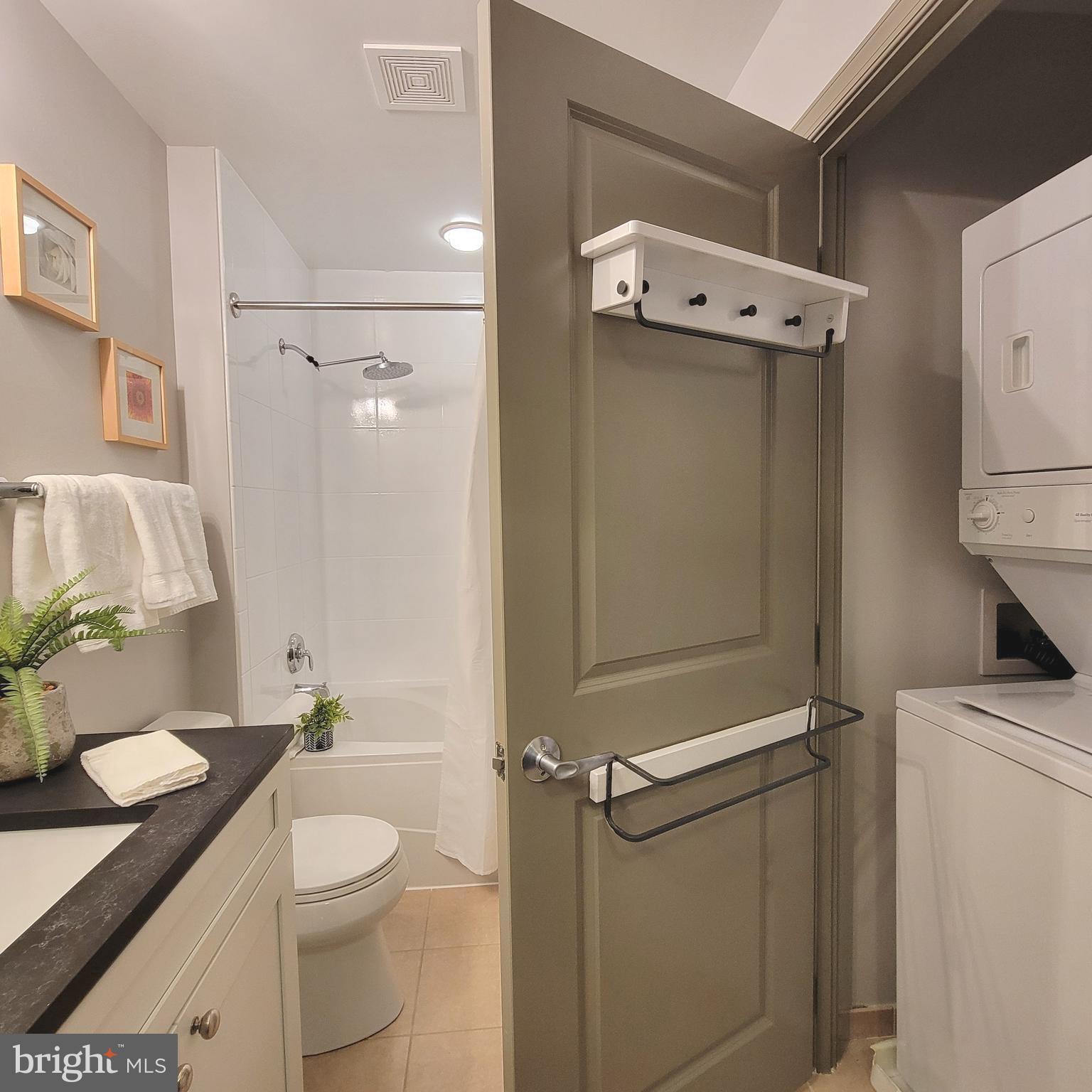 NATIONAL HARBOR - Residential