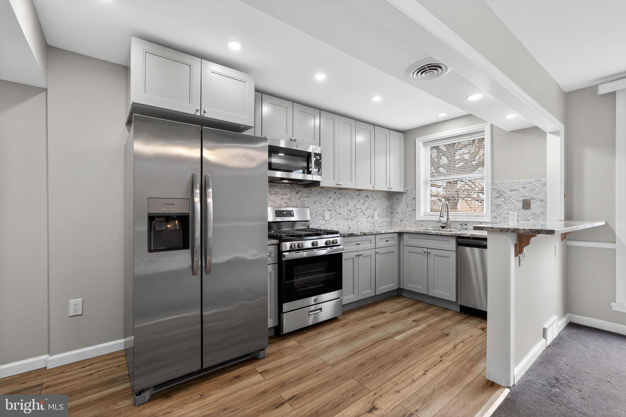 CASTOR GARDENS - Residential