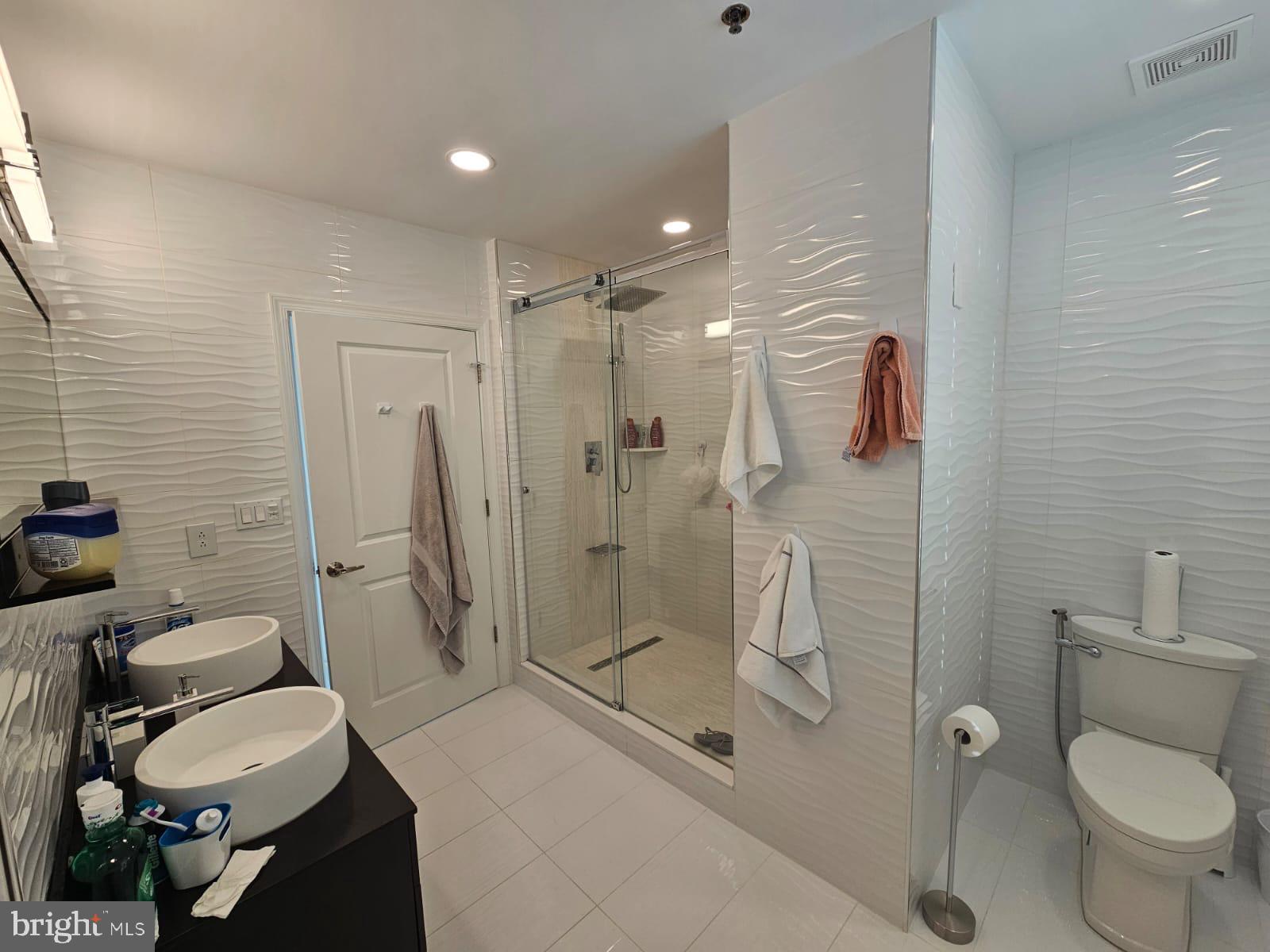 MIDTOWN BETHESDA NORTH - Residential Lease