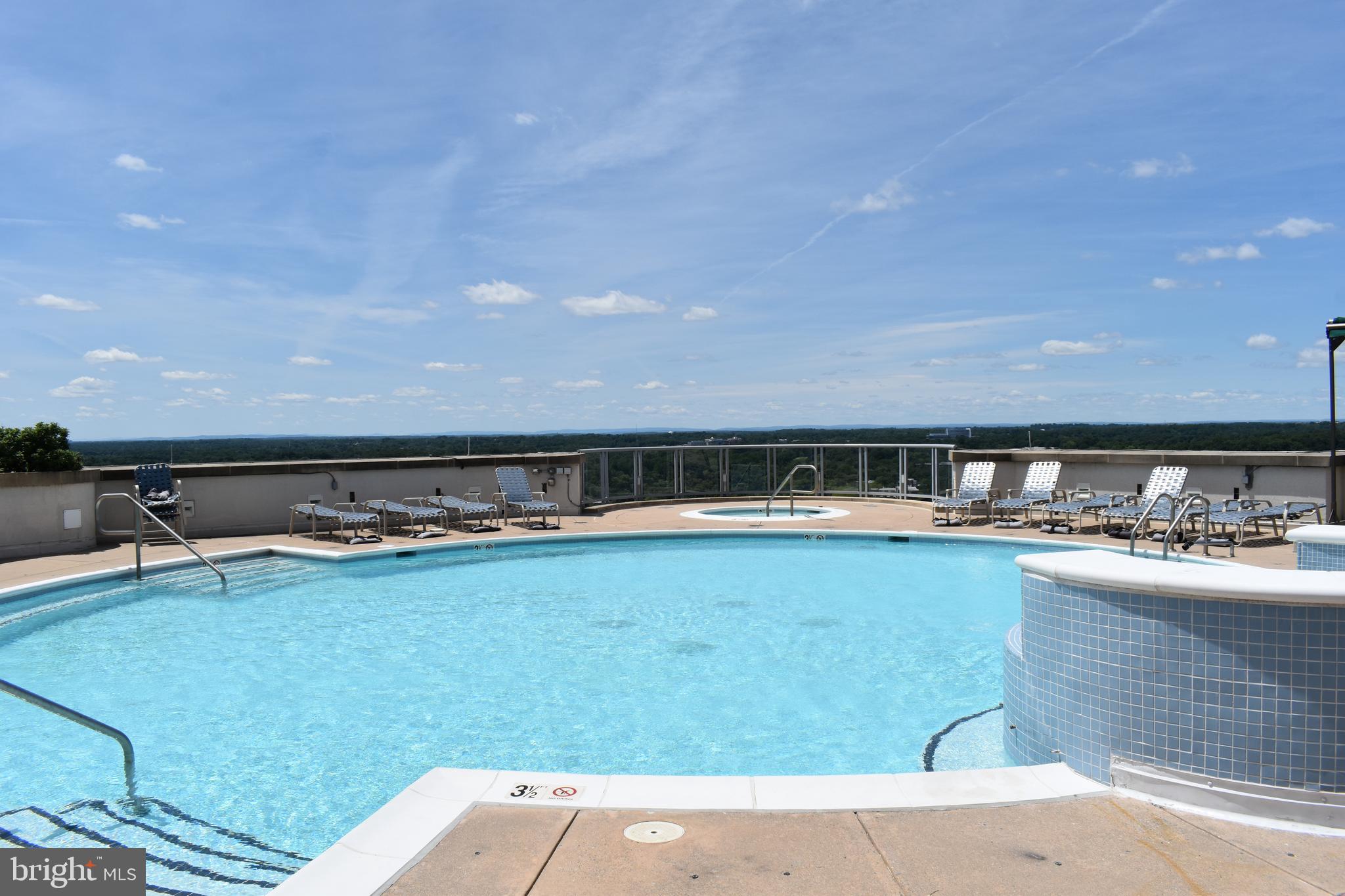 MIDTOWN BETHESDA NORTH - Residential Lease