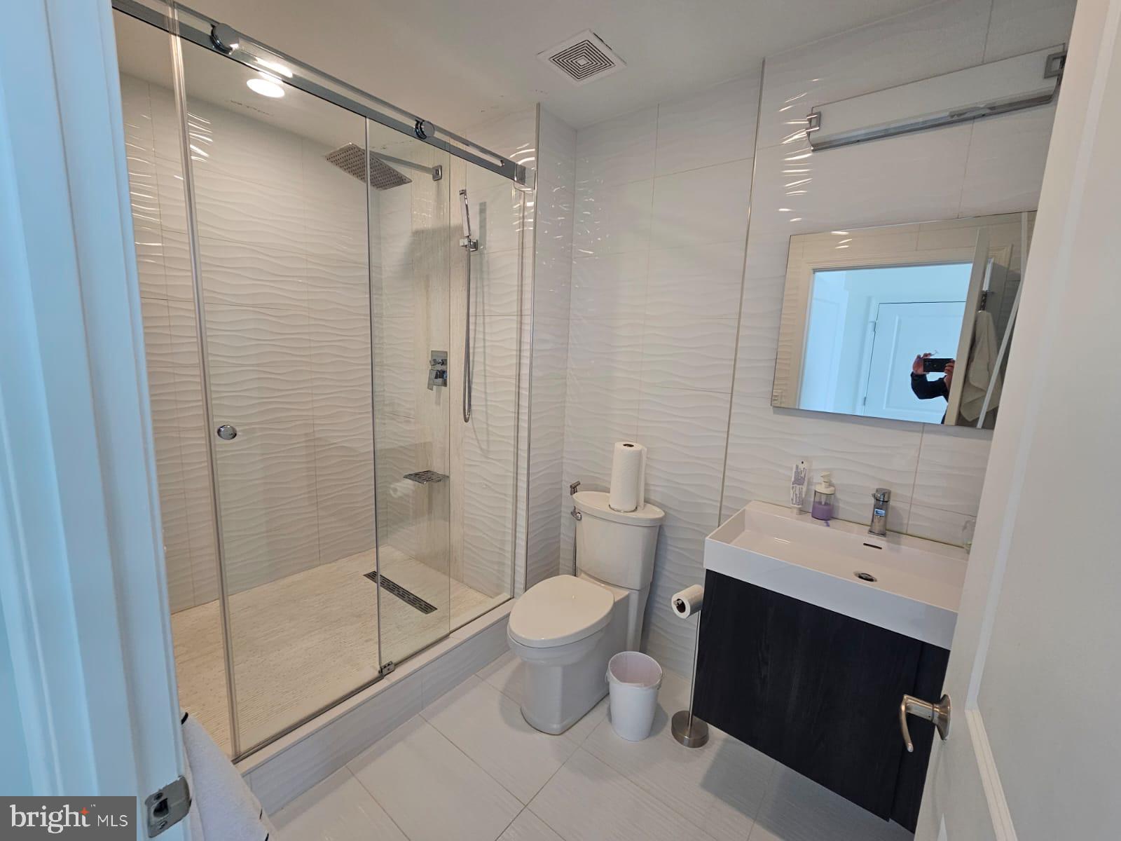 MIDTOWN BETHESDA NORTH - Residential Lease