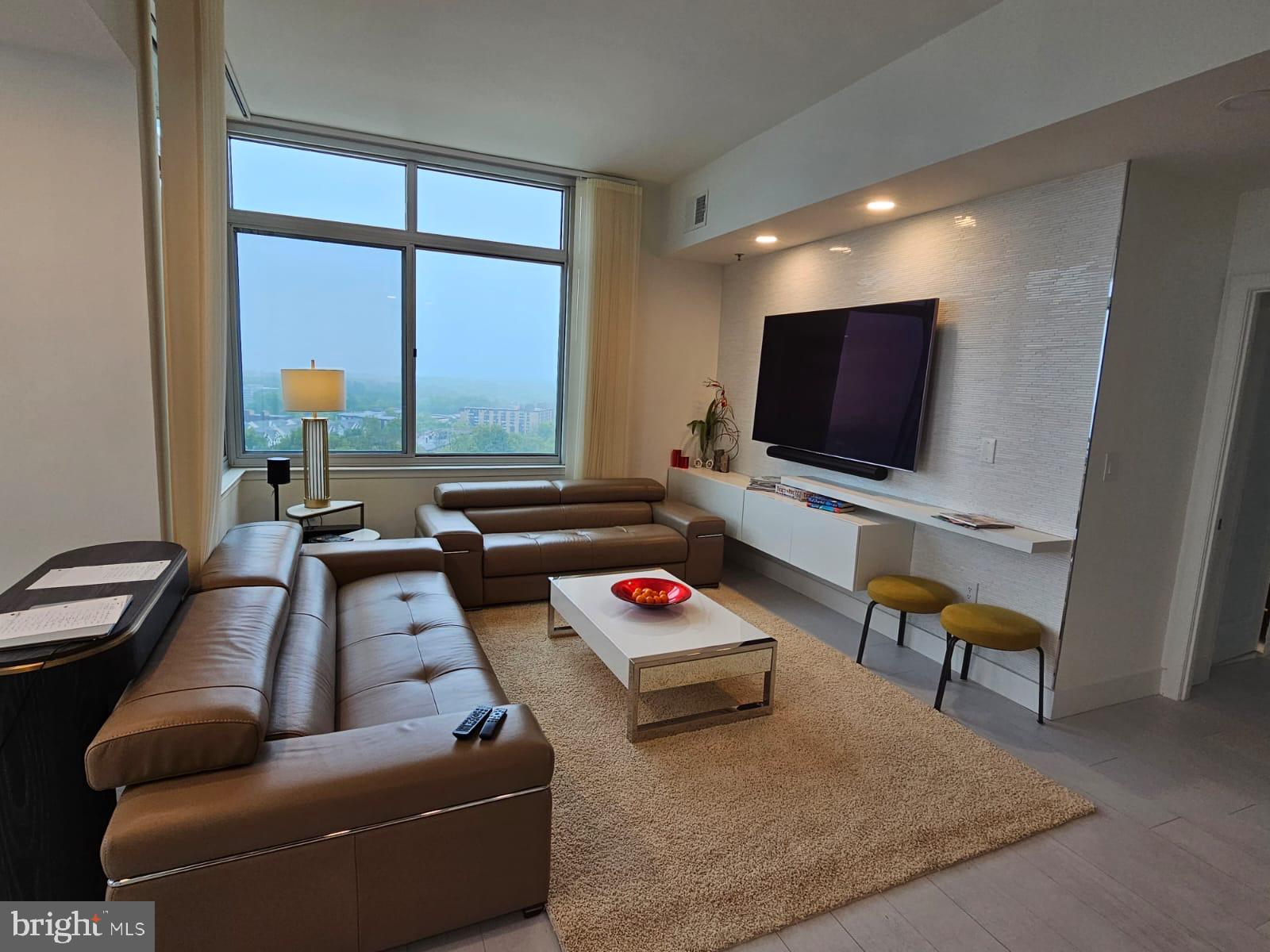 MIDTOWN BETHESDA NORTH - Residential Lease