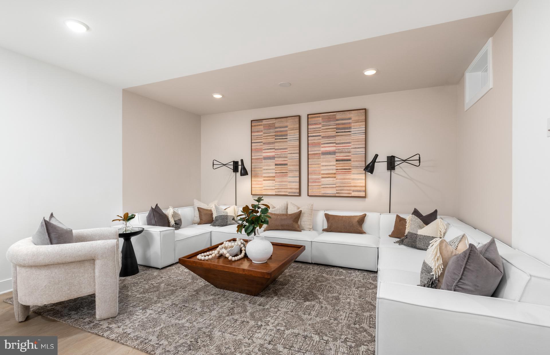 CATTAIL RUN - Residential