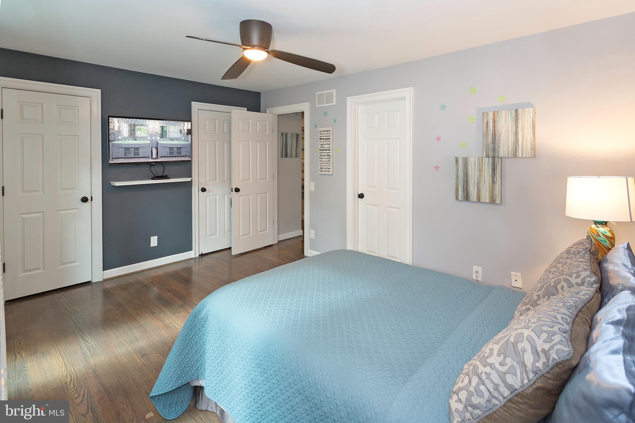 CHAMPION LAKE - Residential