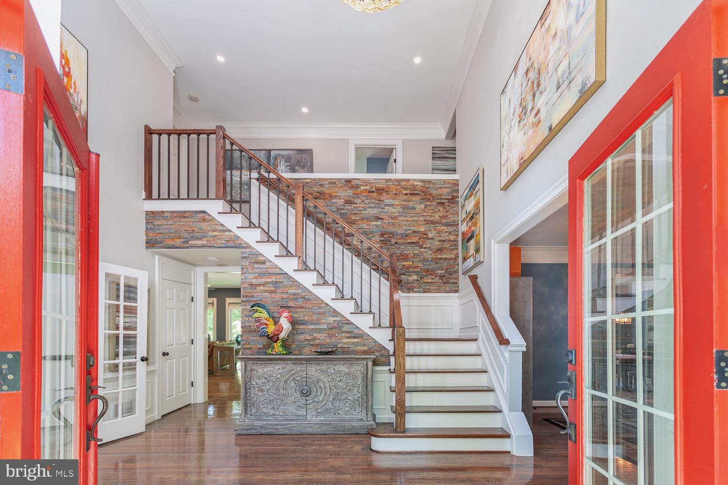 CHAMPION LAKE - Residential