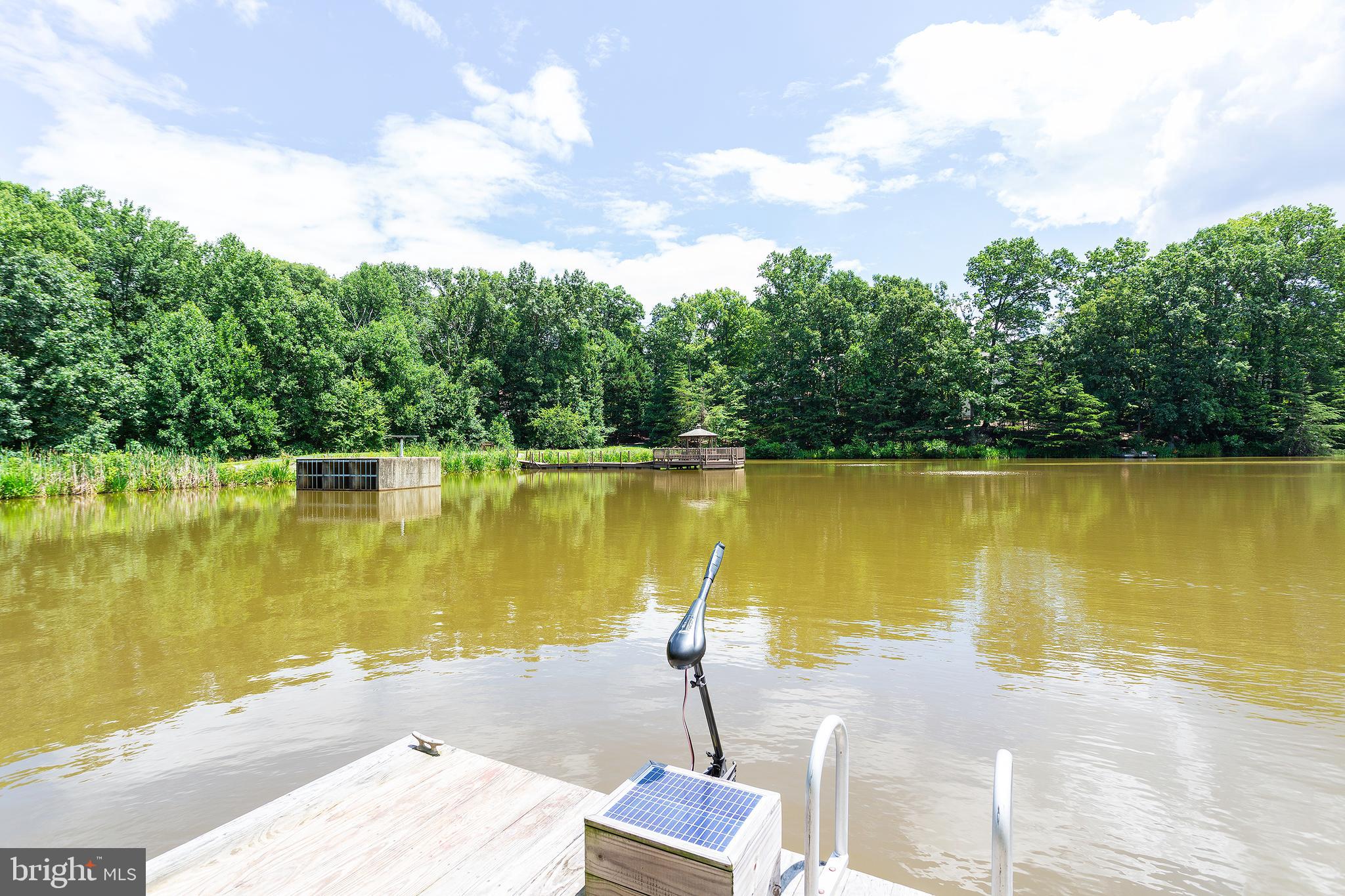 CHAMPION LAKE - Residential