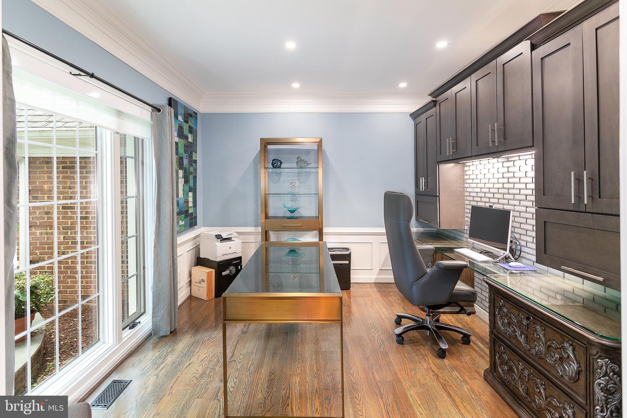 CHAMPION LAKE - Residential