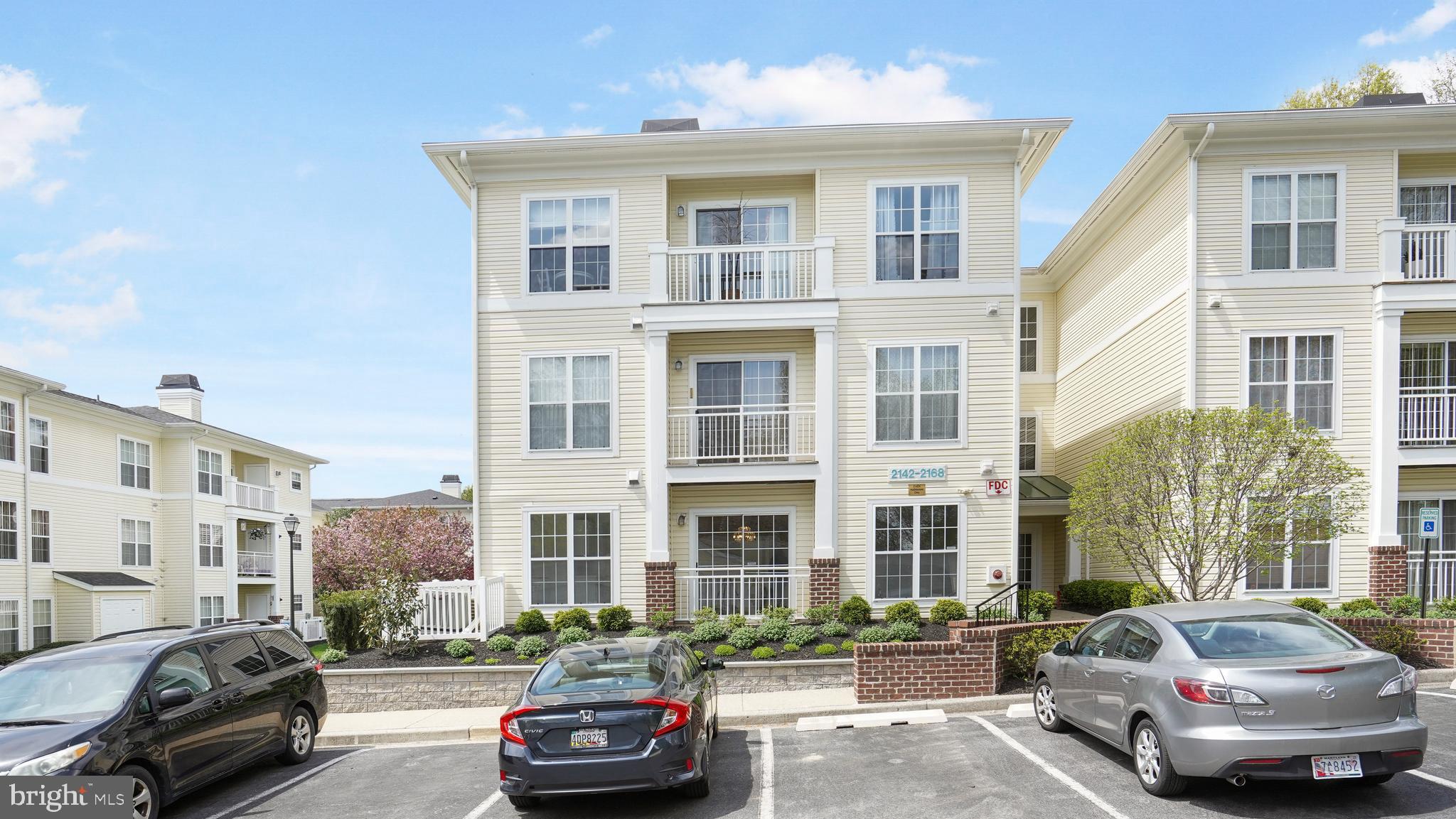 BROOKSTONE - Residential