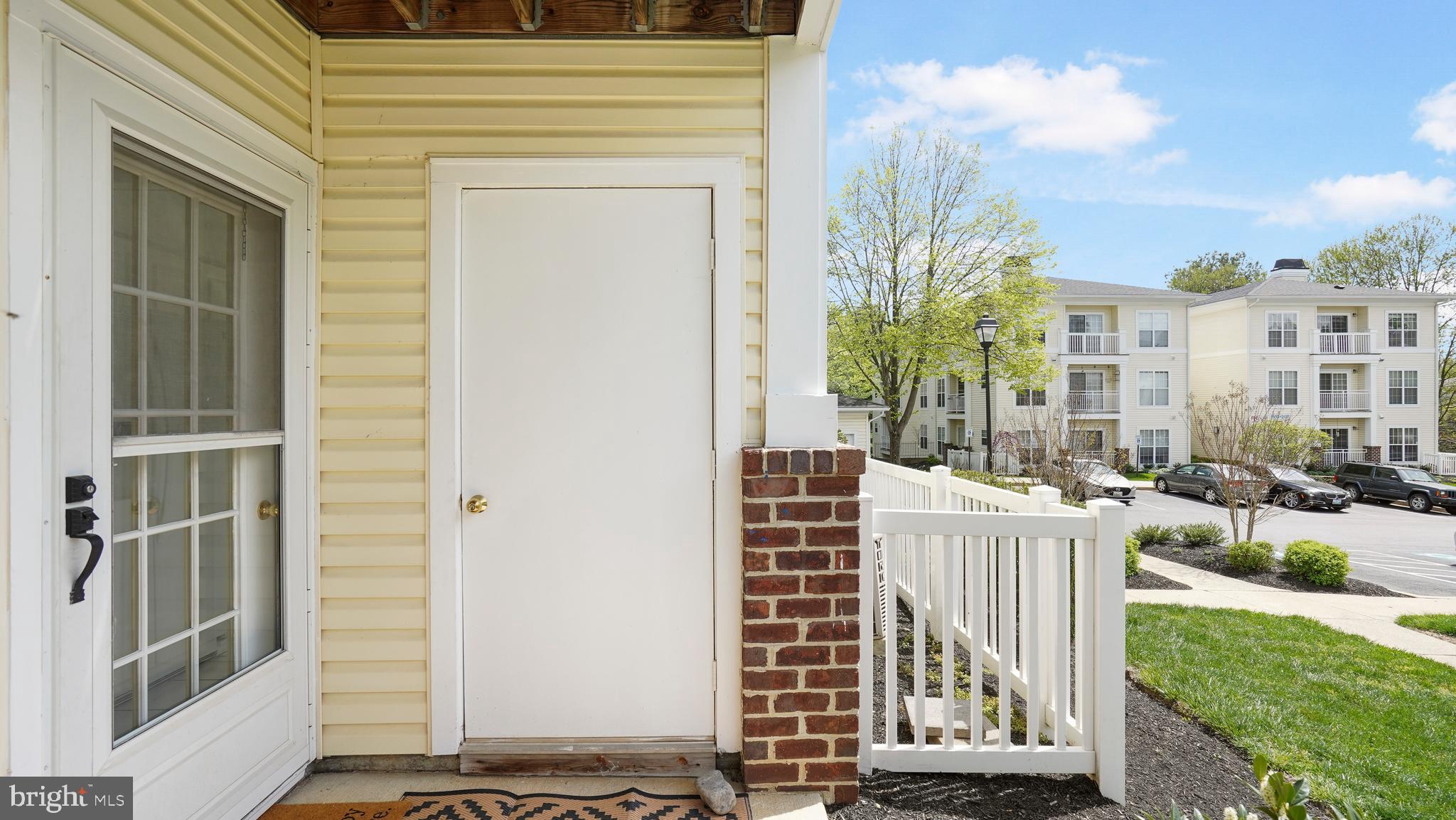 BROOKSTONE - Residential