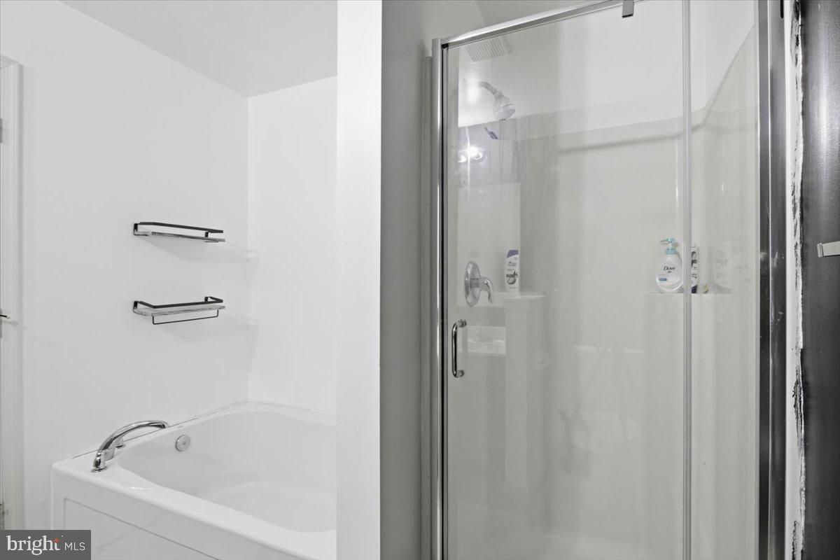 LIBERTY KNOLL - Residential