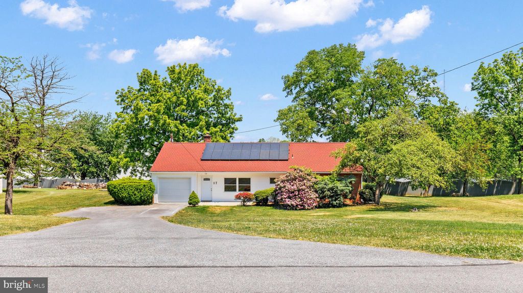 Photo of 17 URBAN DR, LANCASTER, PA 17603 (MLS # PALA2035622)