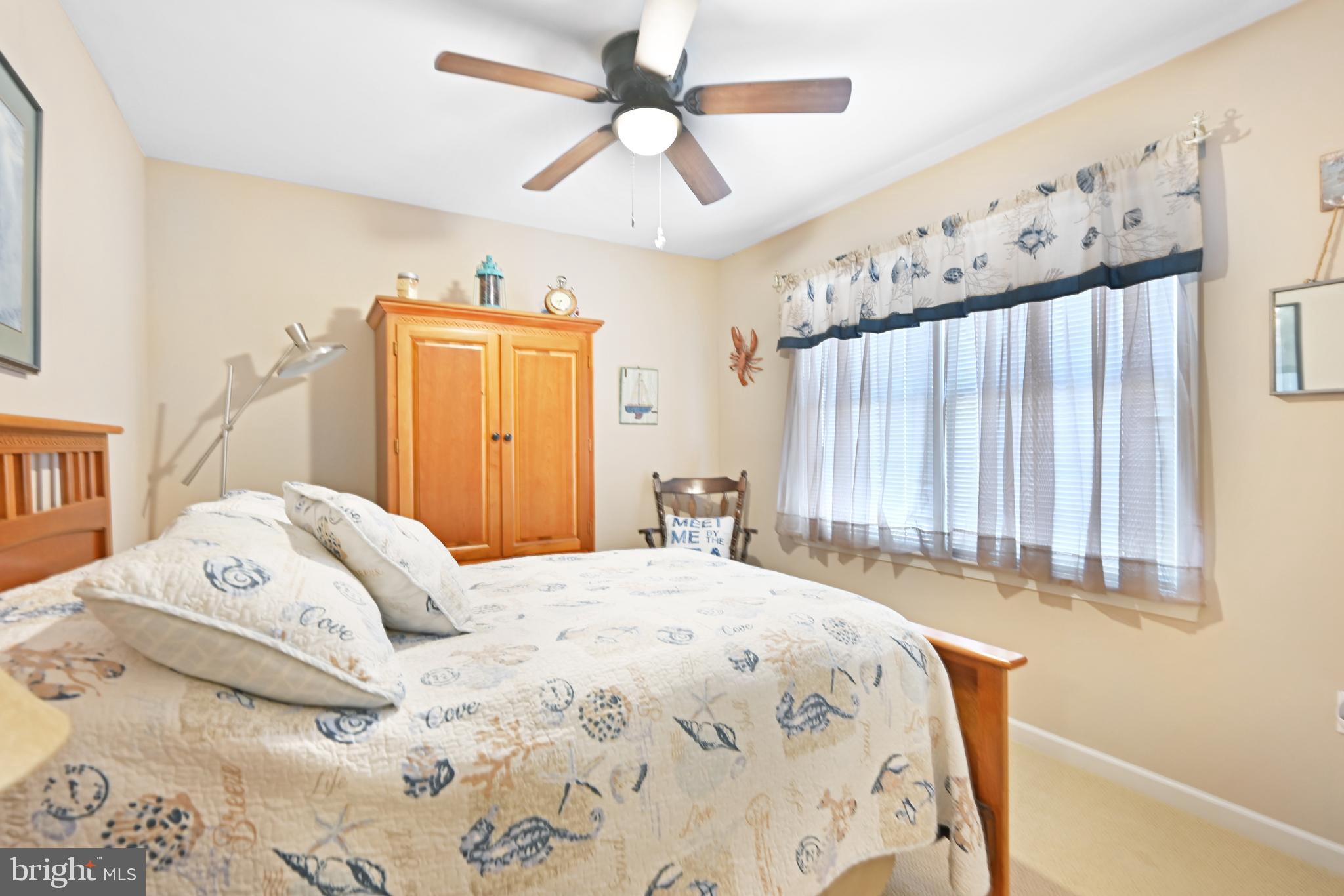 WATERS EDGE - Residential