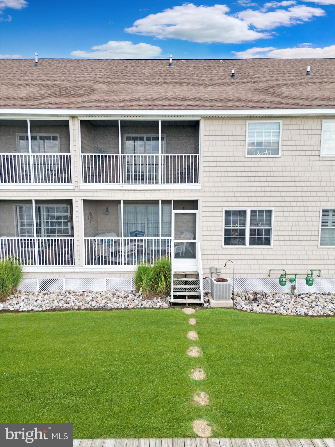 WATERS EDGE - Residential