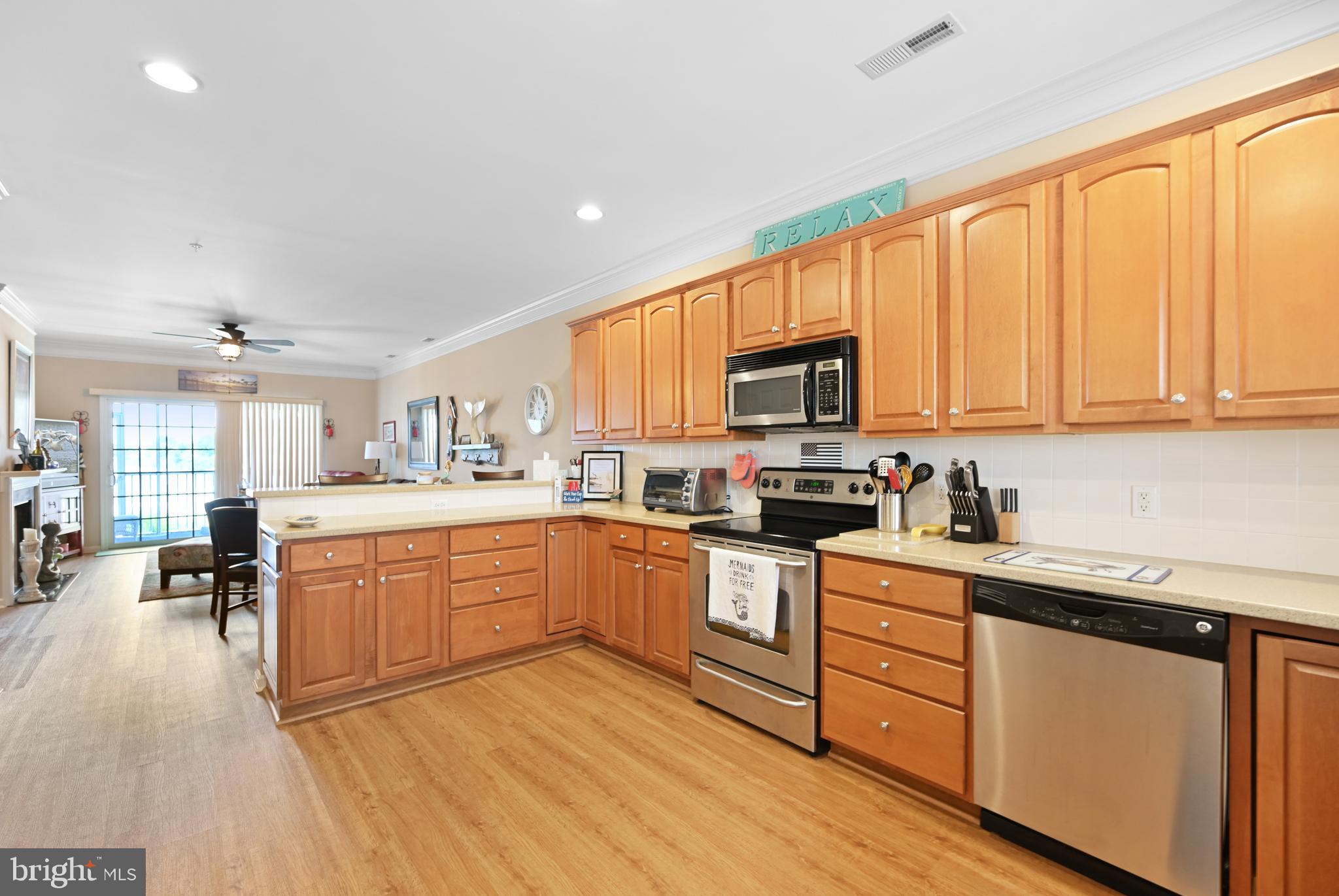 WATERS EDGE - Residential