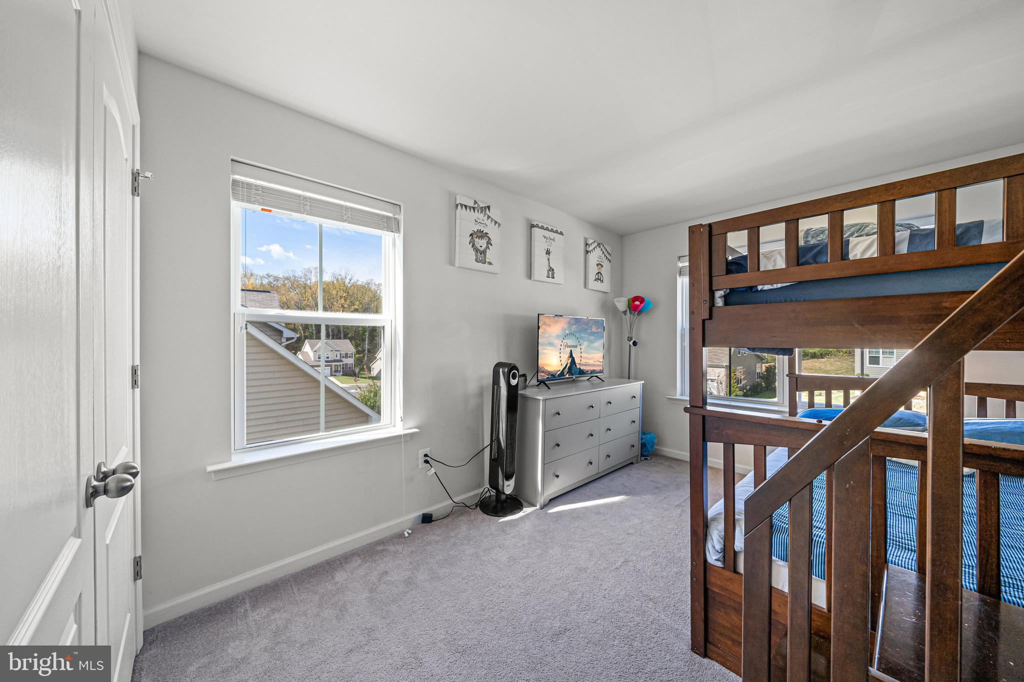 WINDSOR MANOR - Residential