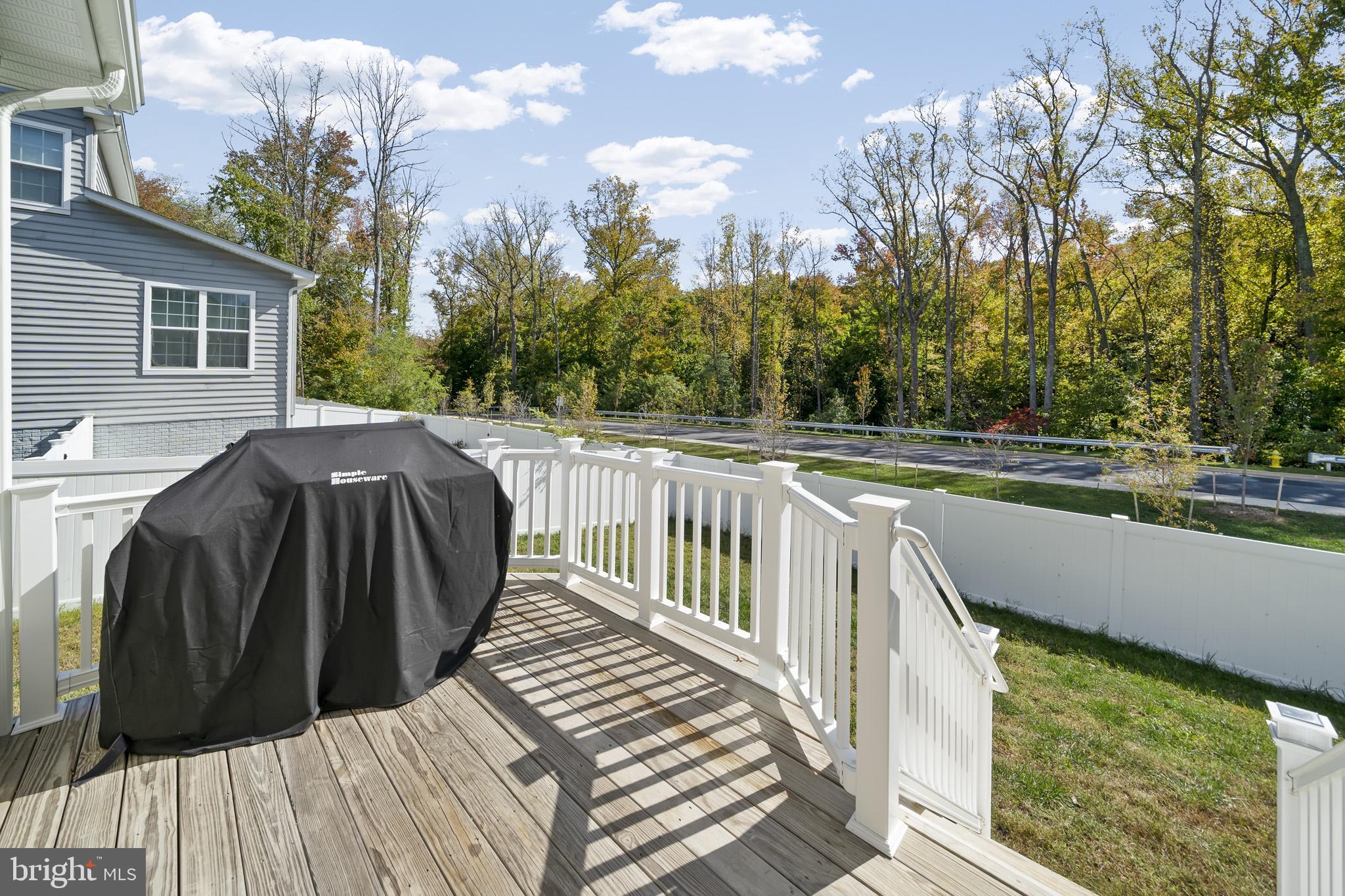 WINDSOR MANOR - Residential