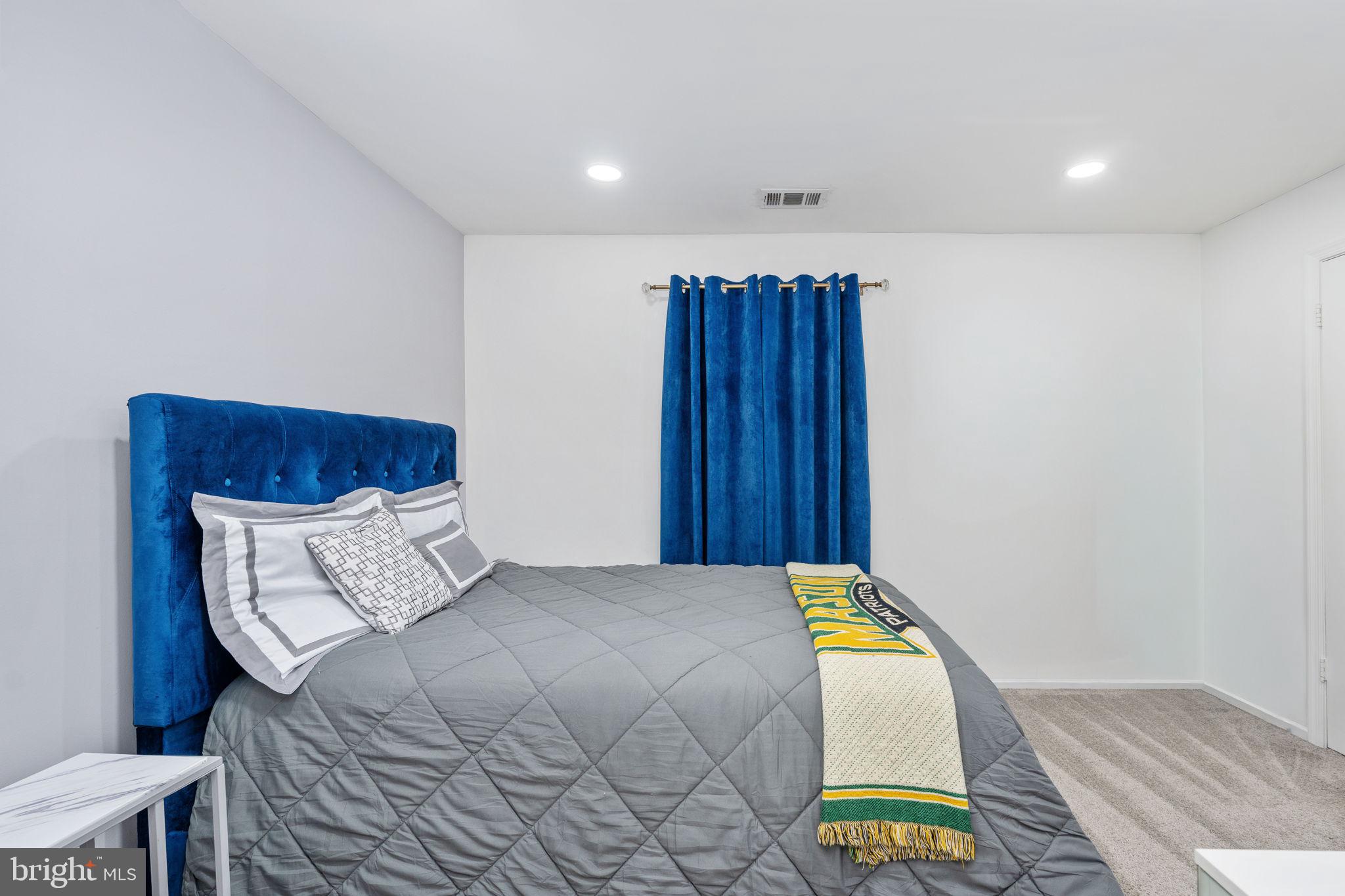 ANTIETAM WOOD - Residential