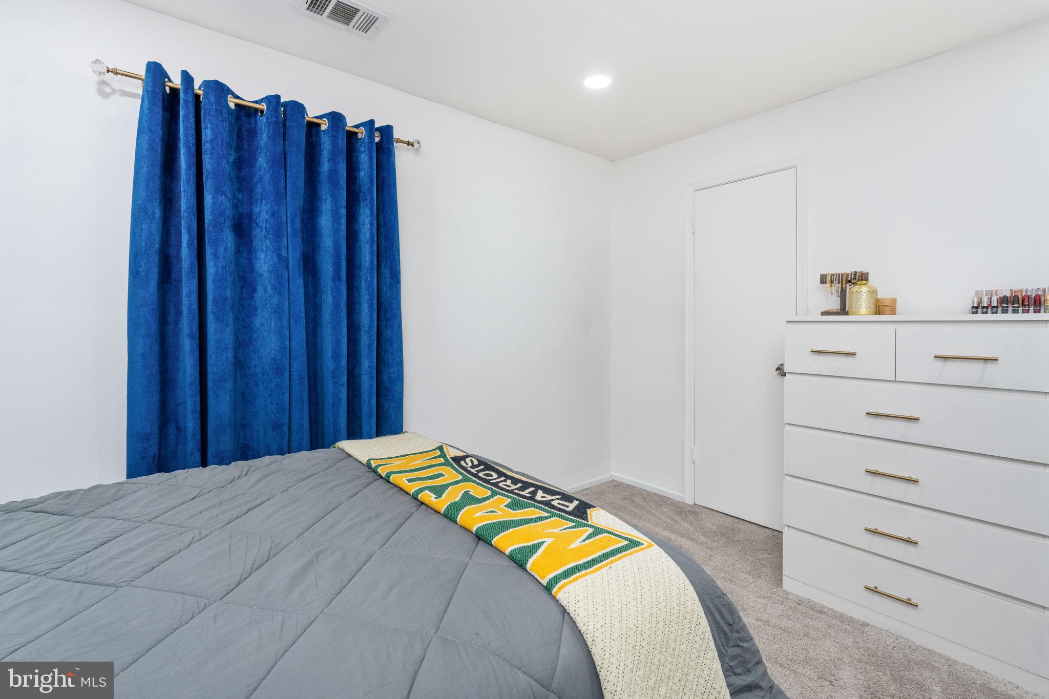 ANTIETAM WOOD - Residential