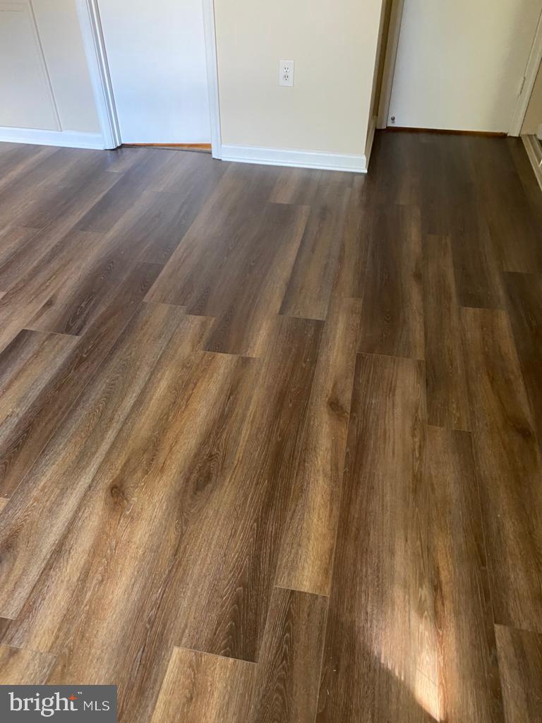 FLOWER HILL - Residential