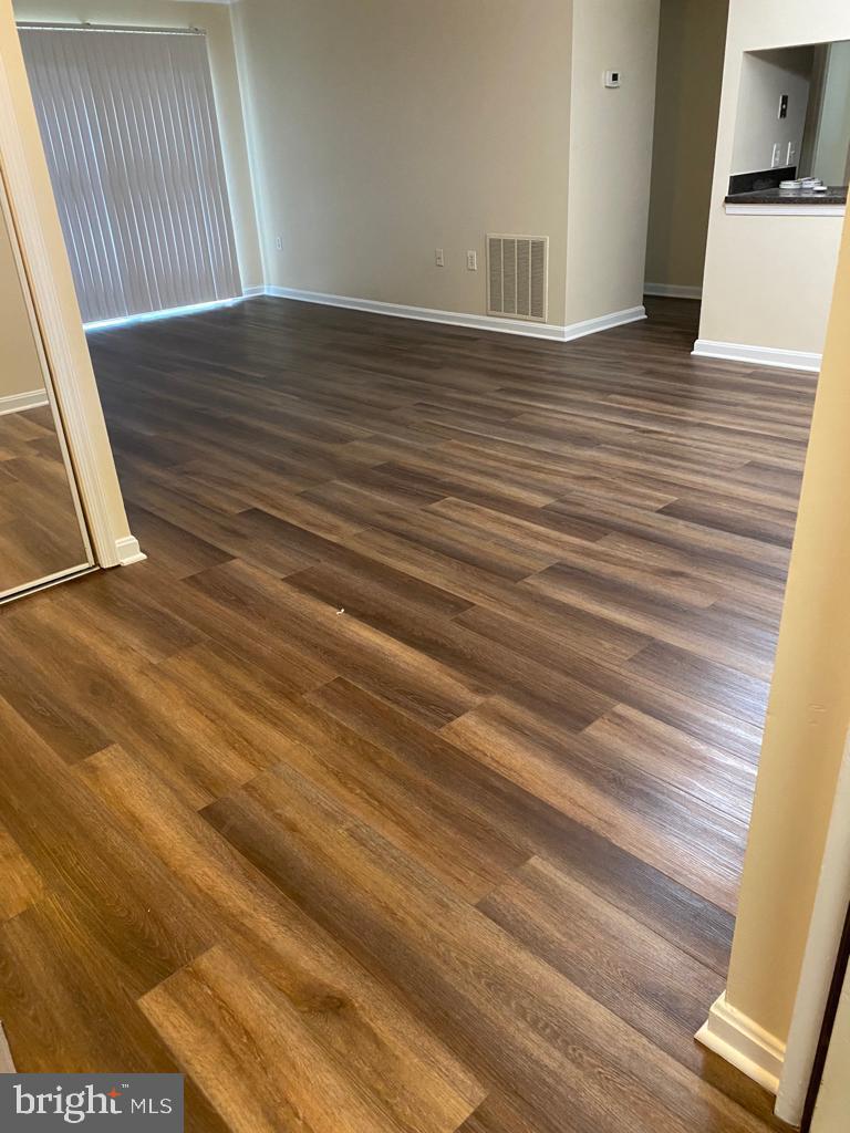 FLOWER HILL - Residential