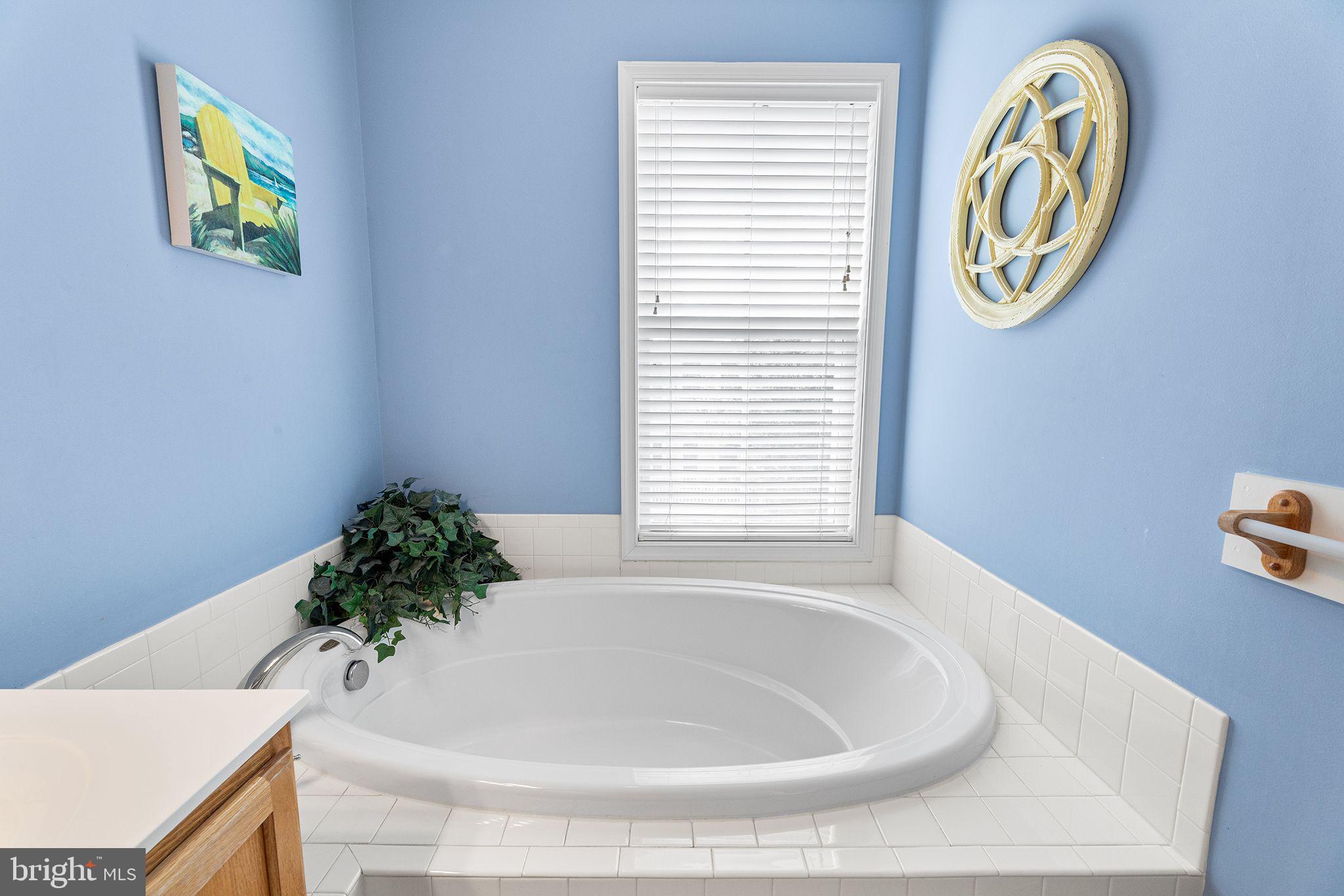 SUNSET ISLAND - Residential