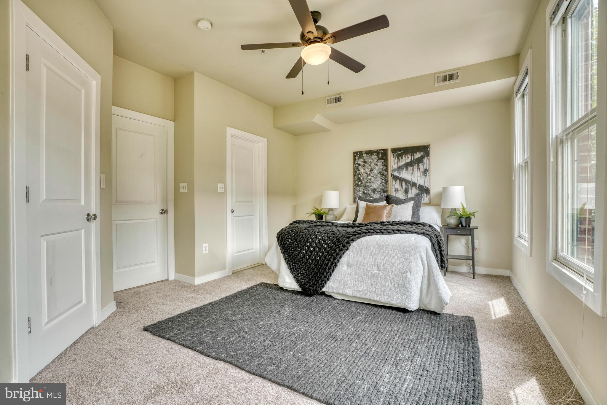 LOMBARD COURT - Residential