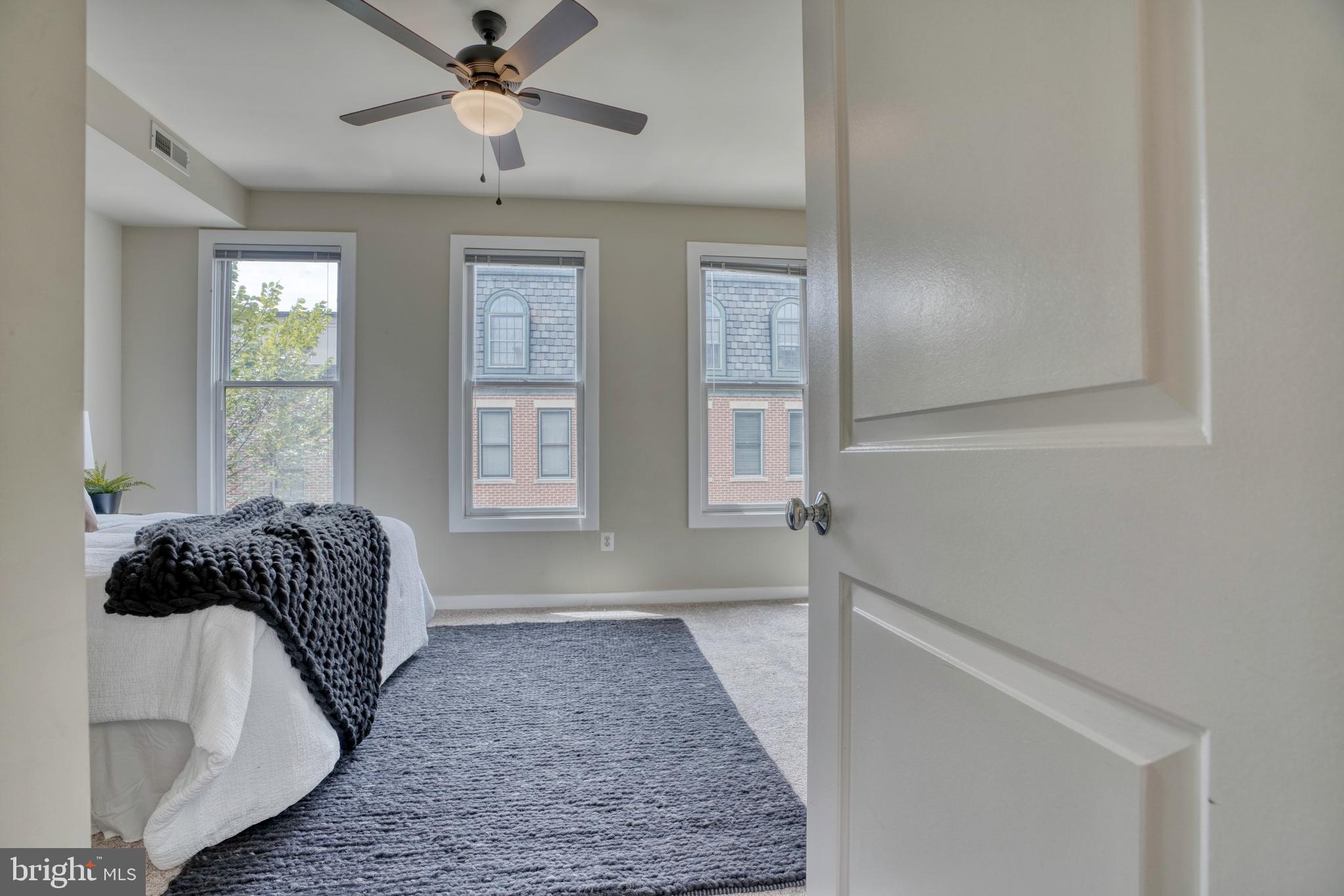 LOMBARD COURT - Residential