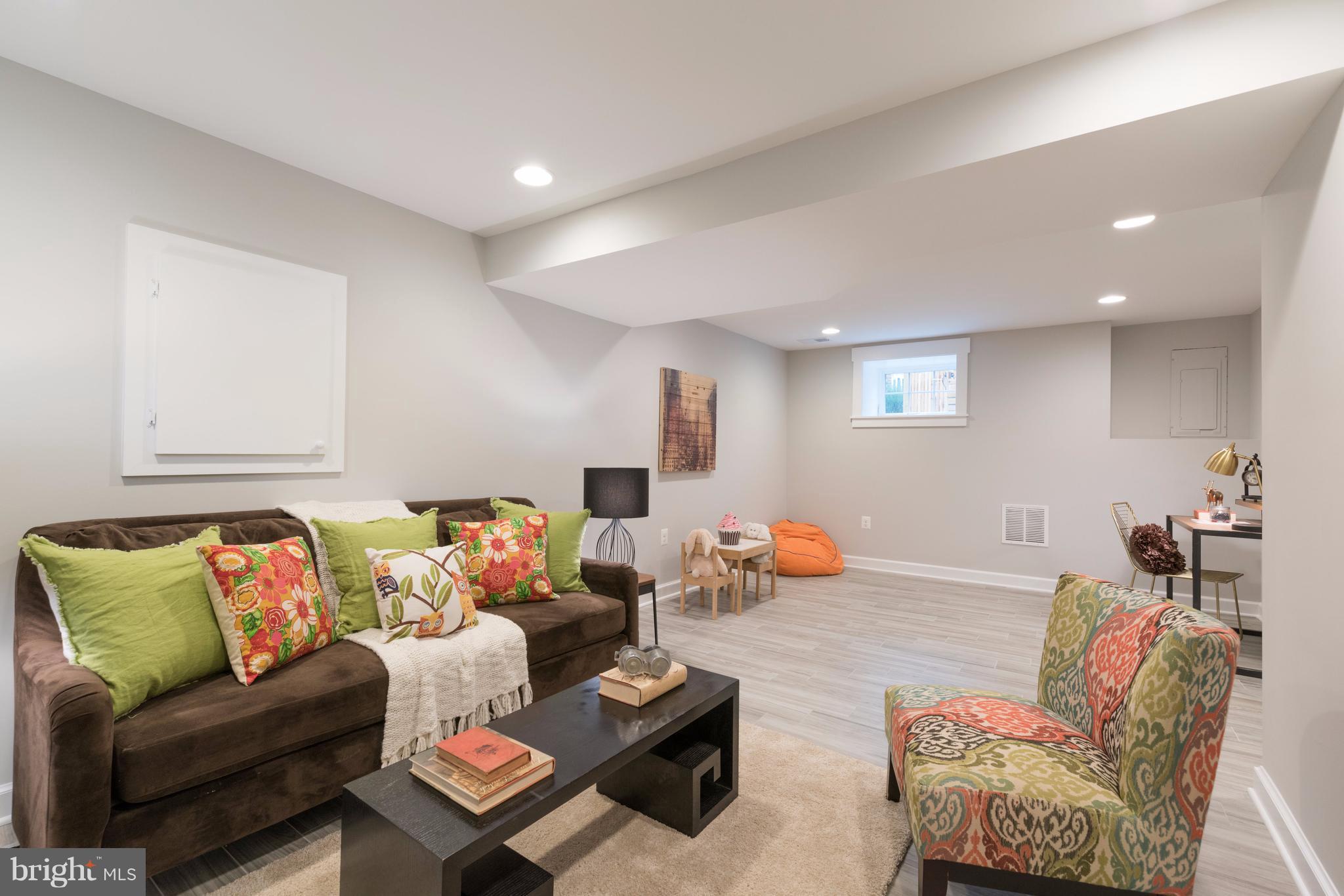 DEL RAY - Residential