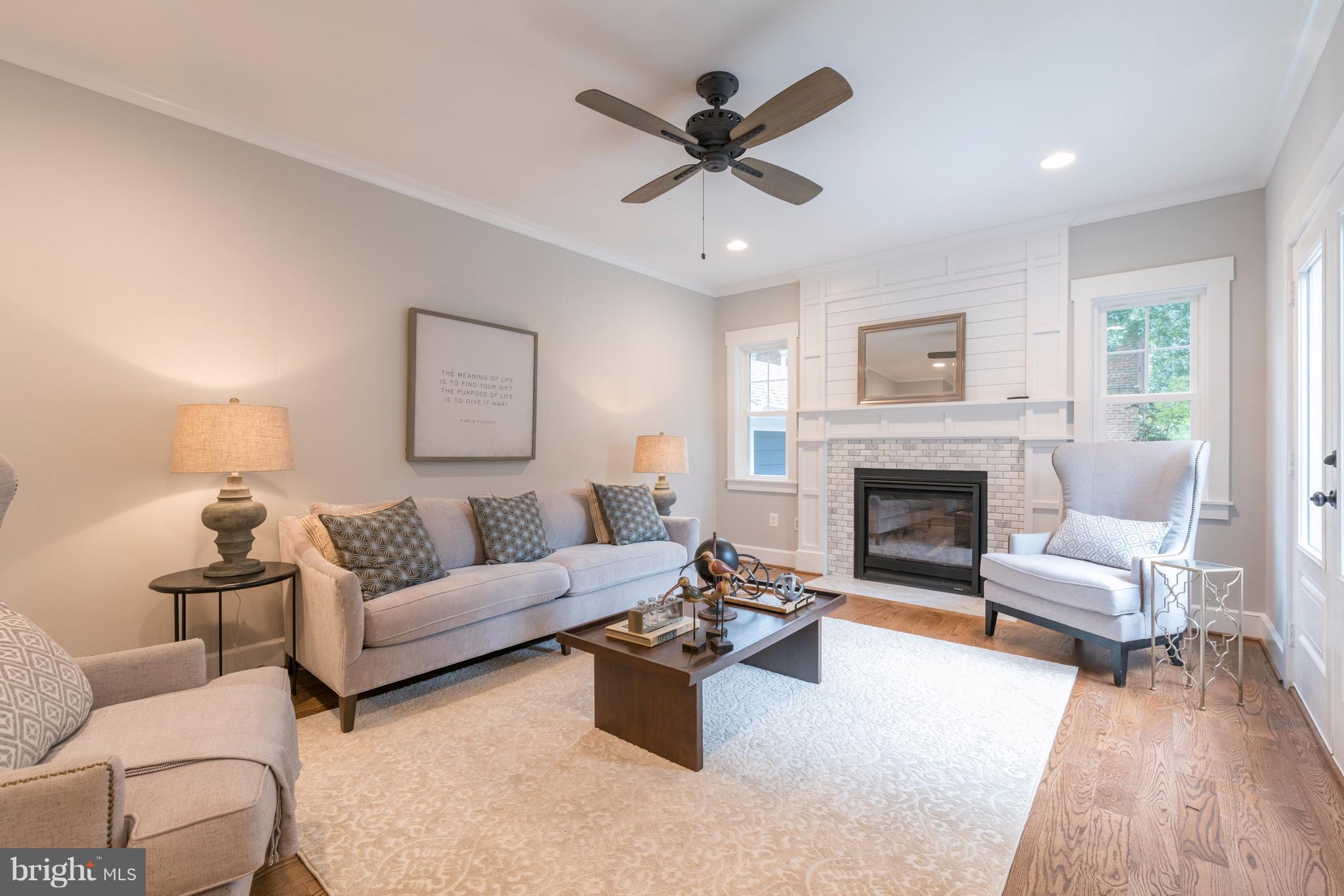 DEL RAY - Residential