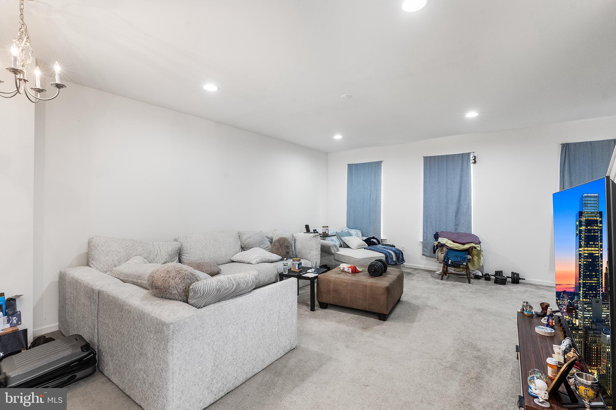39 TYNDALL TRAIL