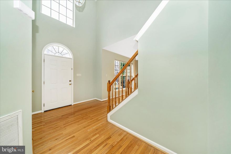 Lovely 3 level spacious center hall colonial with 2 story open foyer available for lease, this home has 4 bedrooms and 2 bathrooms on upper level , a half bath on first floor and another full bath in the finished walkout level basement.  Featuring gas cooking, granite countertops and tiled backsplash and center island.
Family room has gas fireplace and off of the kitchen is a large formal dining room with a sitting room adjacent to it.  Walk out basement has full laundry room, plenty of space for another gaming space,  storage galore and stairs leading to a brick patio and a grassy backyard.  All adults over the age of 18 must apply via online RentSpree. Applicants are required to have a minimum credit score of 650, Income requirement is rent x 40. Landlord will respond with initial approval or denial within 3 days. After initial offer to lease is made, applicant must pass a criminal background check as allowable by state and county law.