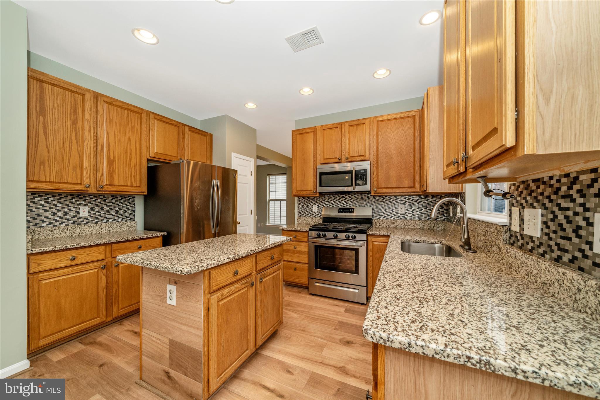 SENECA PARK NORTH - Residential Lease