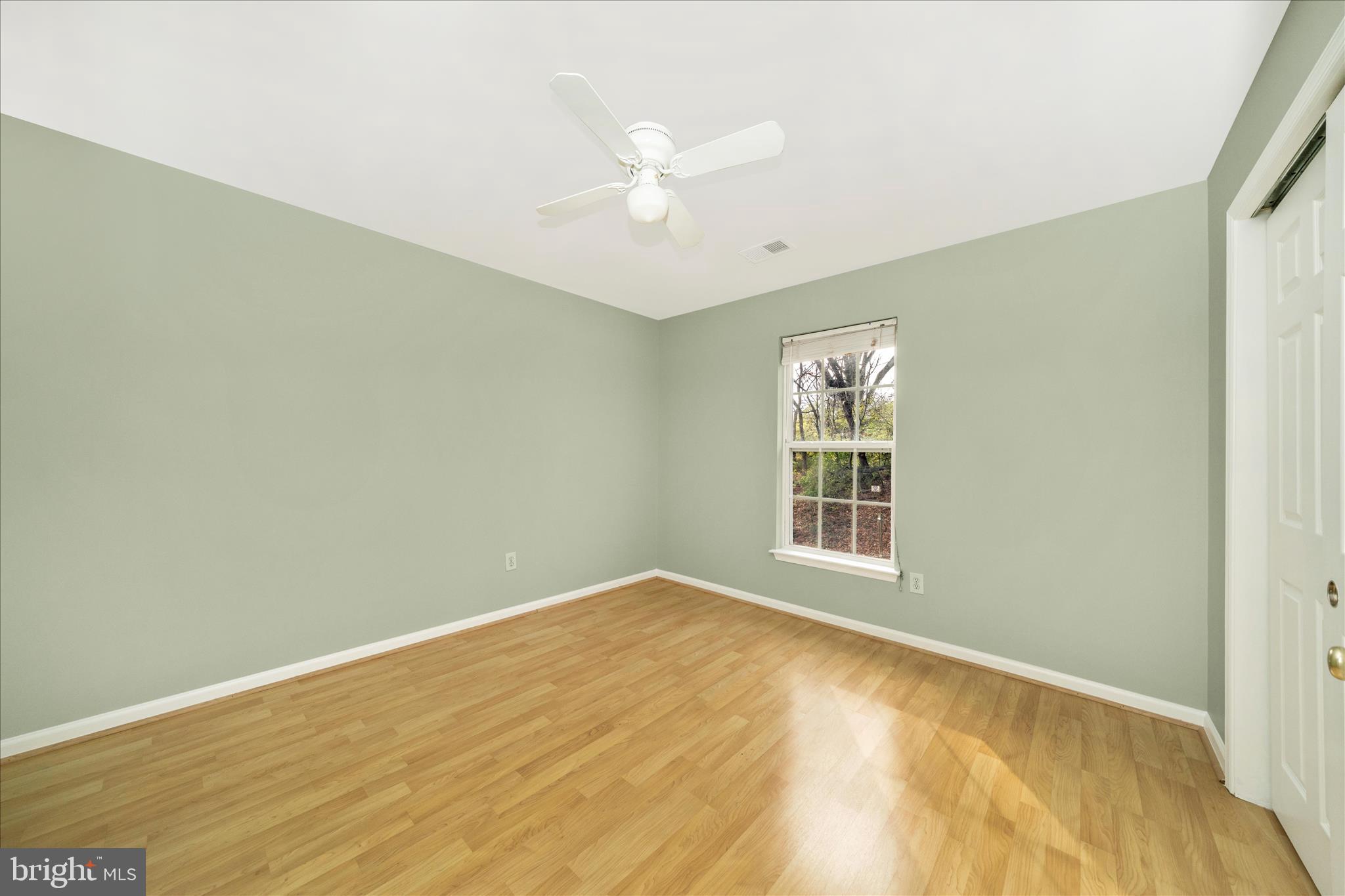 SENECA PARK NORTH - Residential Lease