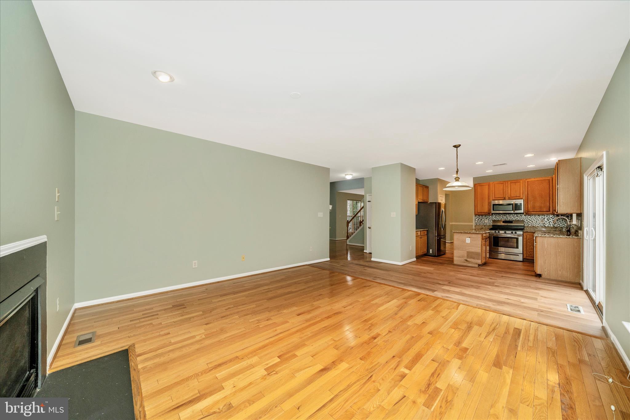 SENECA PARK NORTH - Residential Lease