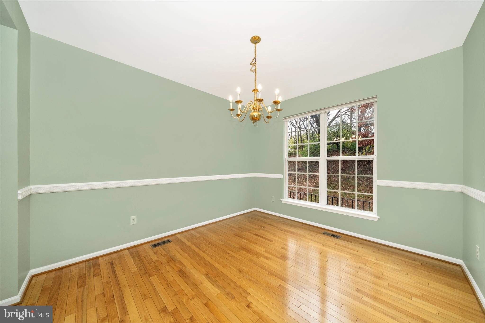 SENECA PARK NORTH - Residential Lease