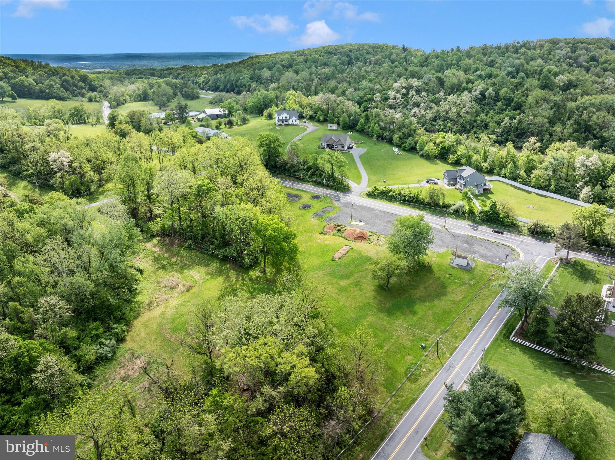 4226 JEFFERSON PIKE