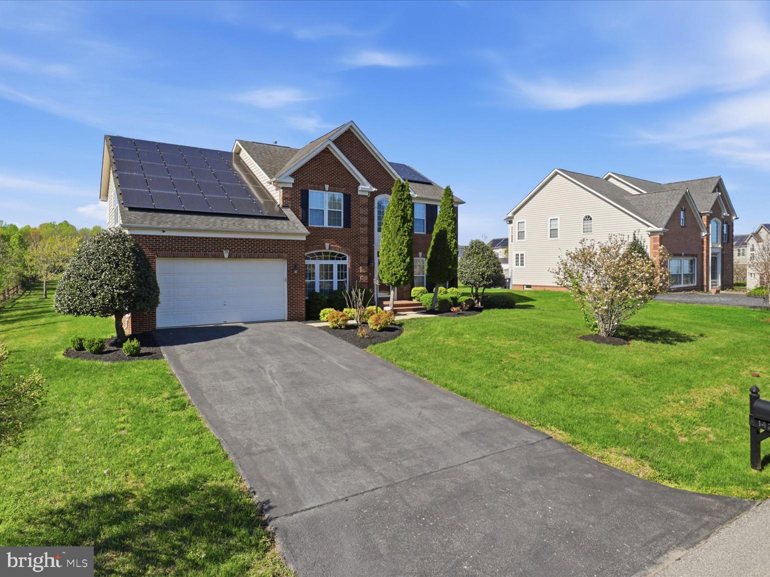 FAIRVIEW MANOR - Residential