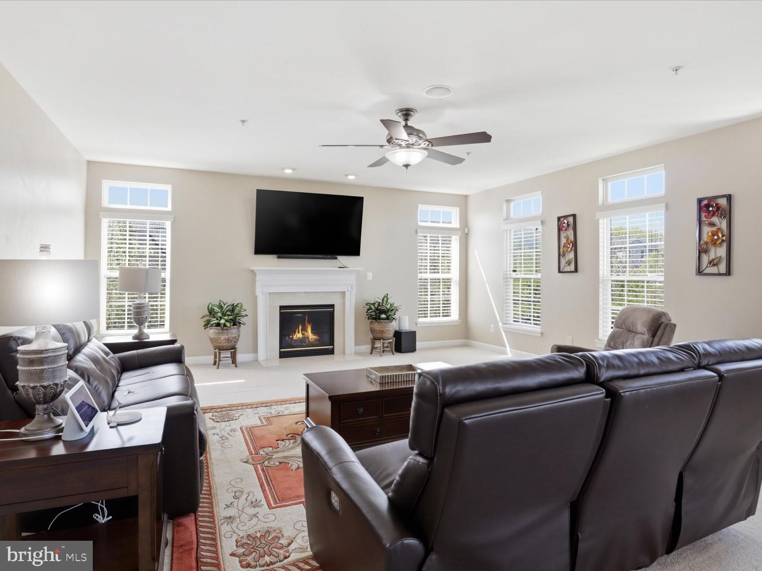 FAIRVIEW MANOR - Residential