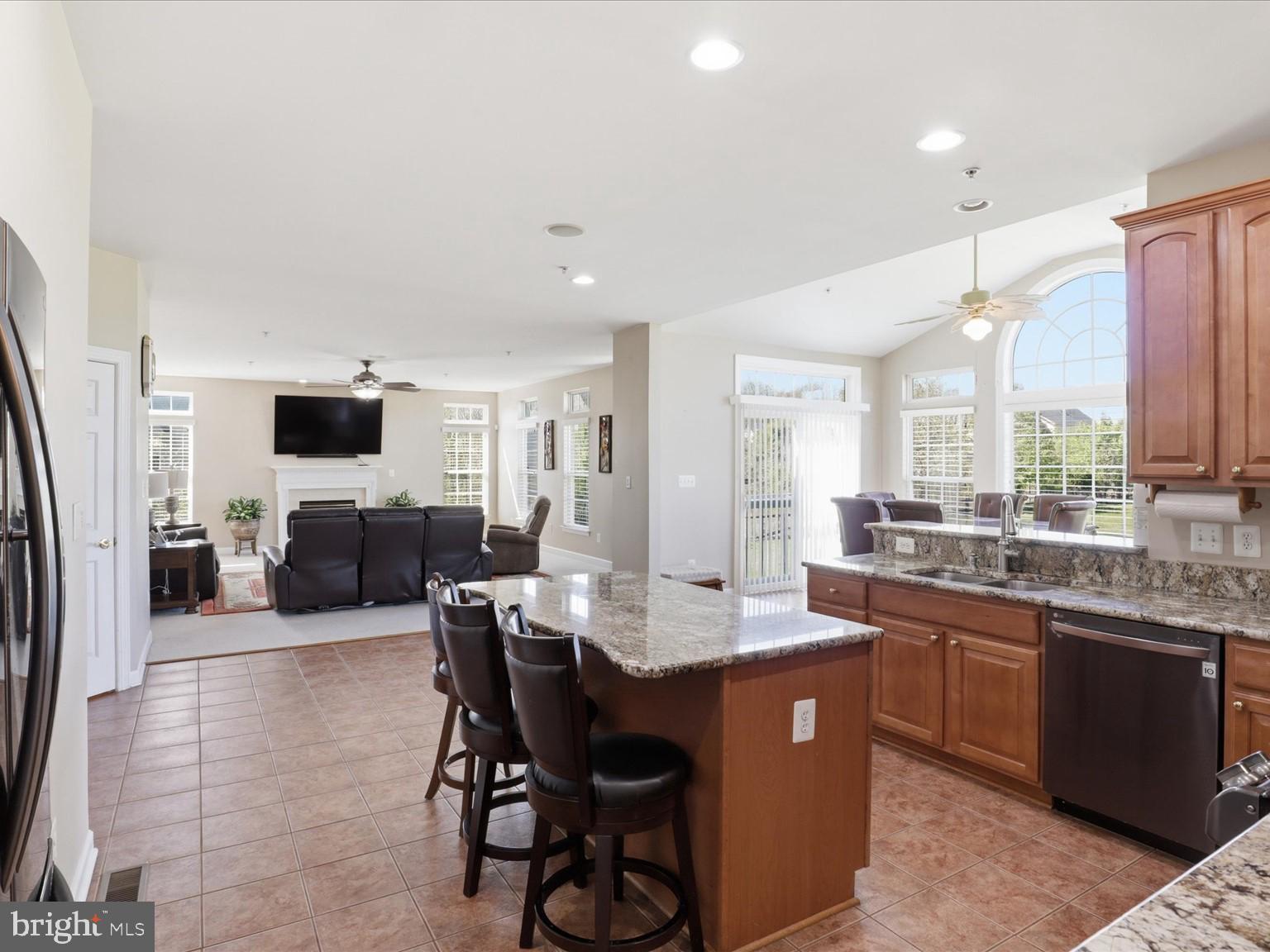 FAIRVIEW MANOR - Residential