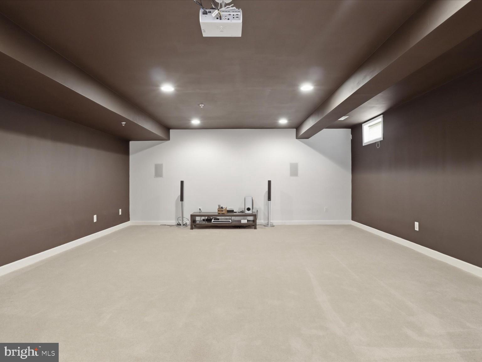 FAIRVIEW MANOR - Residential