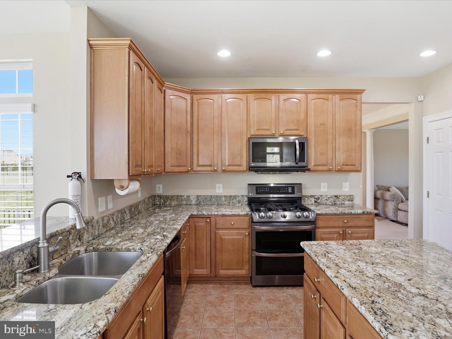 FAIRVIEW MANOR - Residential