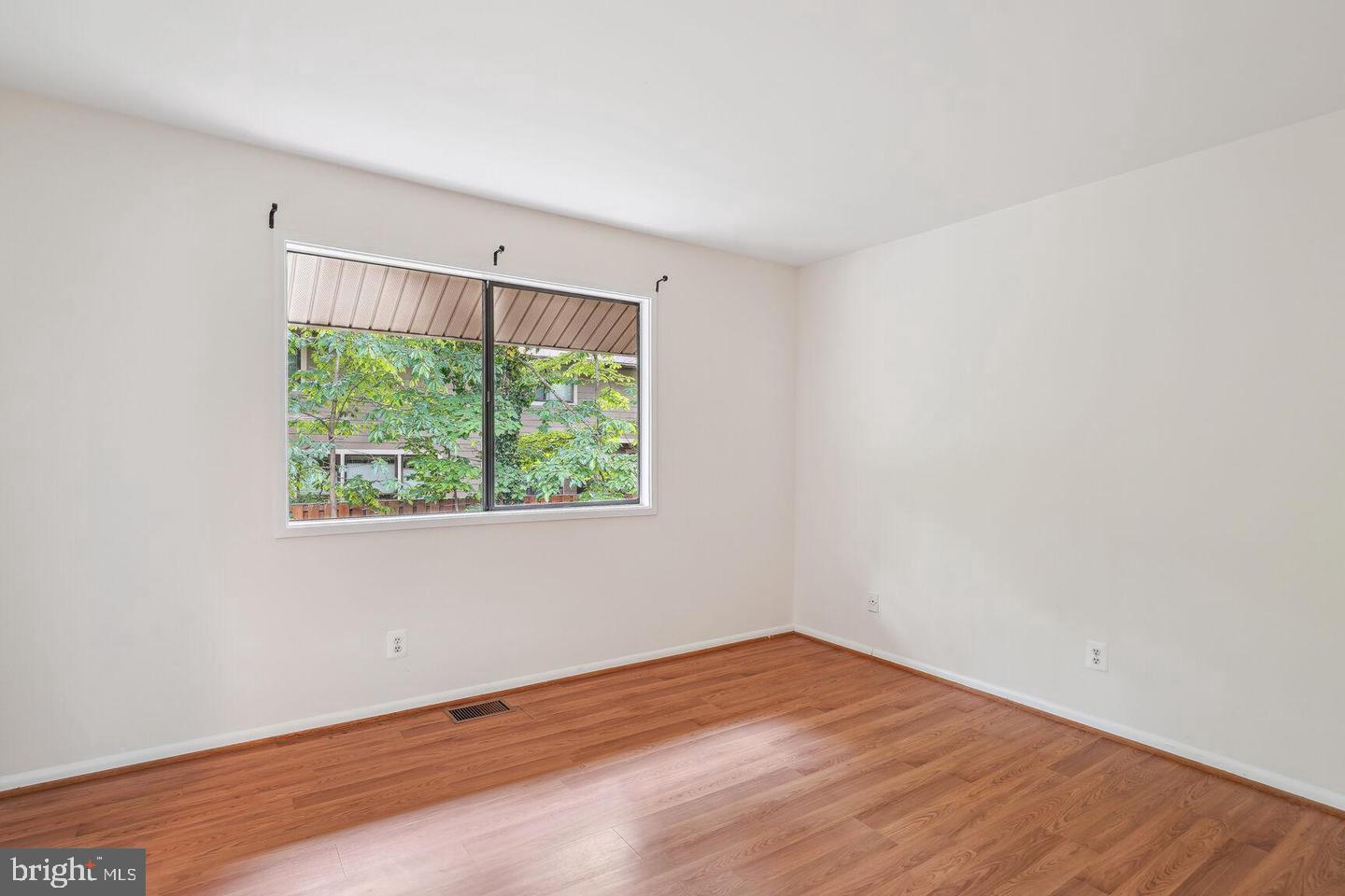 NEW MARK COMMONS - Residential Lease