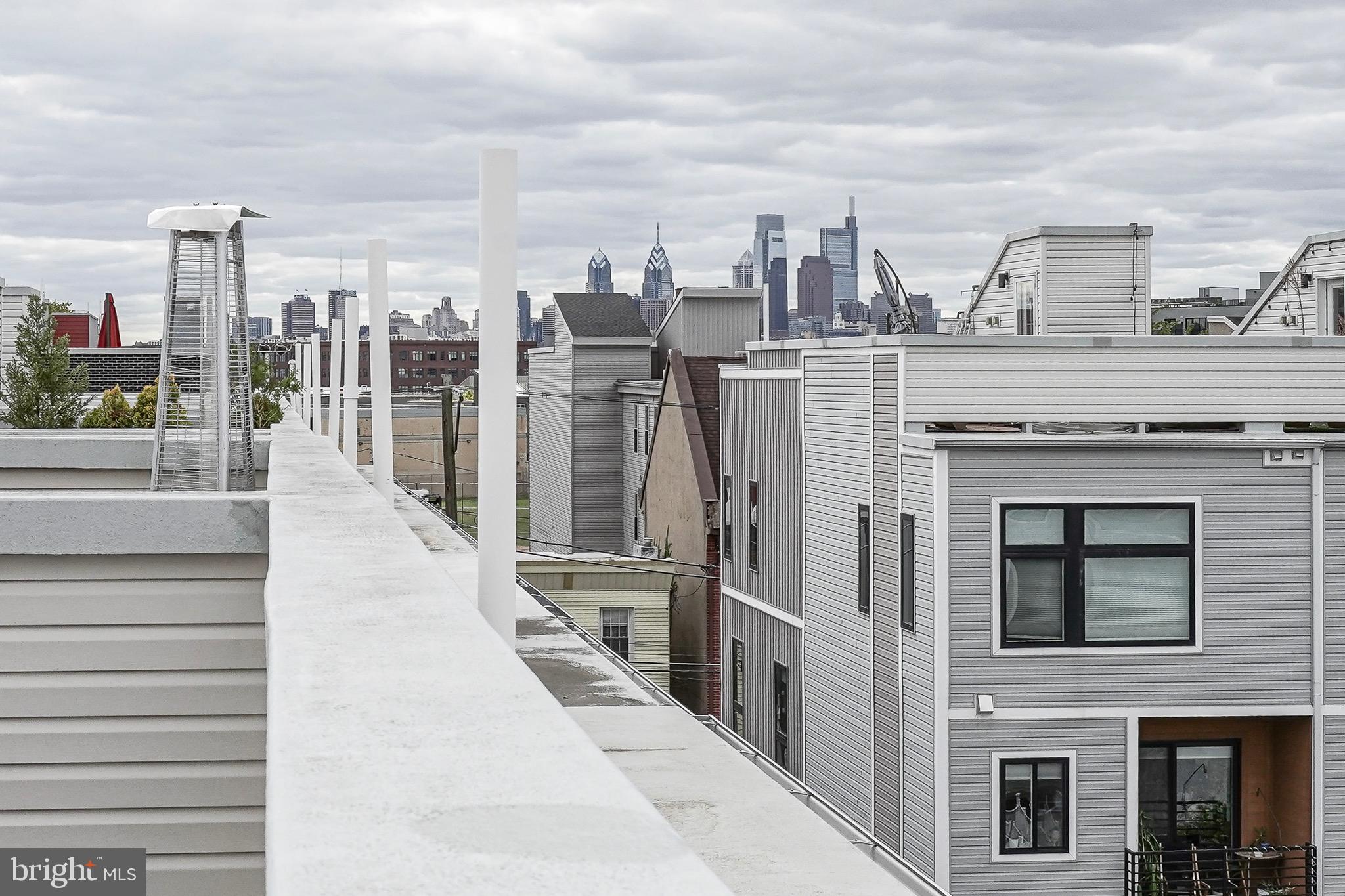 EAST KENSINGTON - Residential