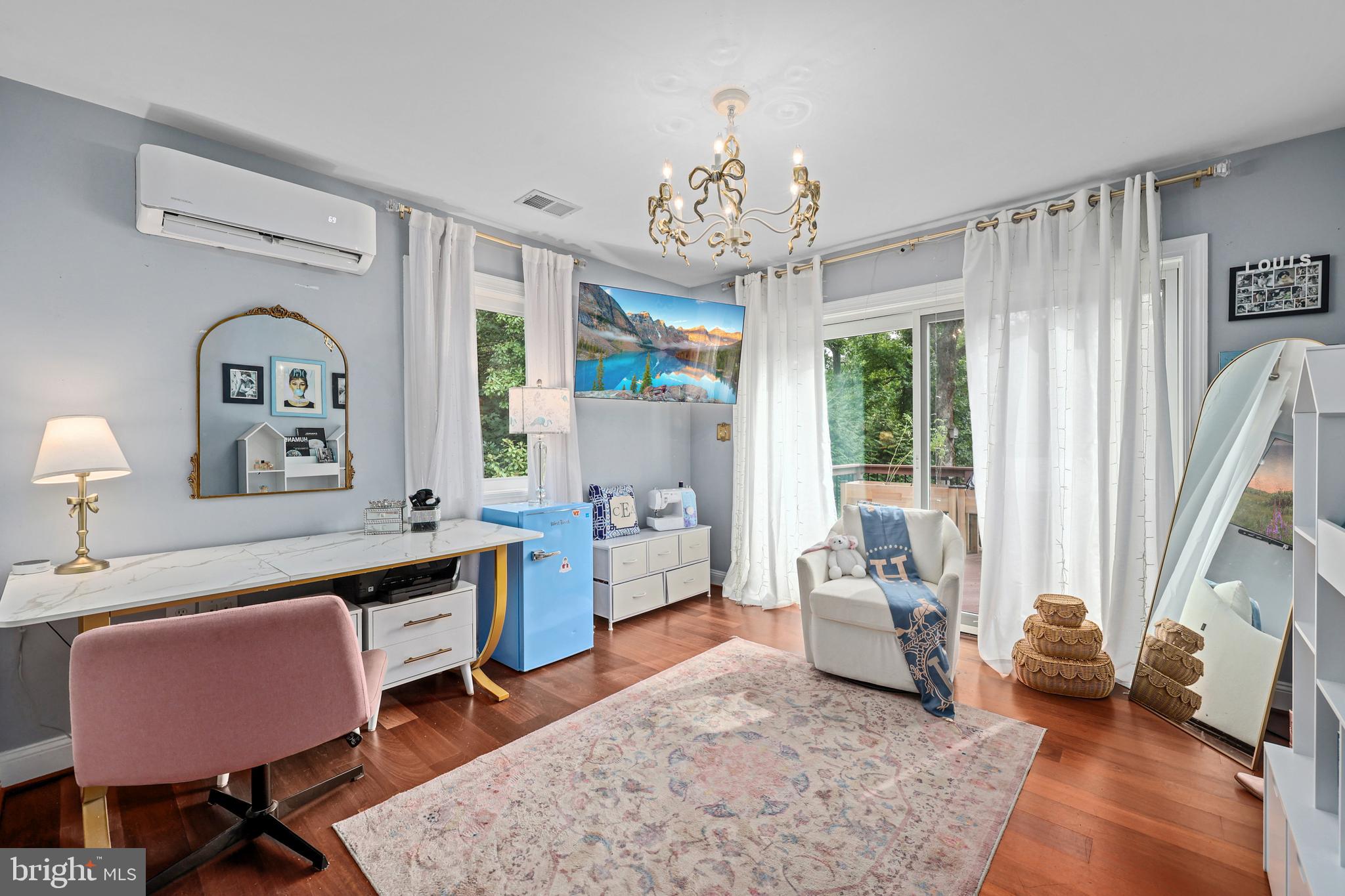 YACHT HAVEN ESTATES - Residential